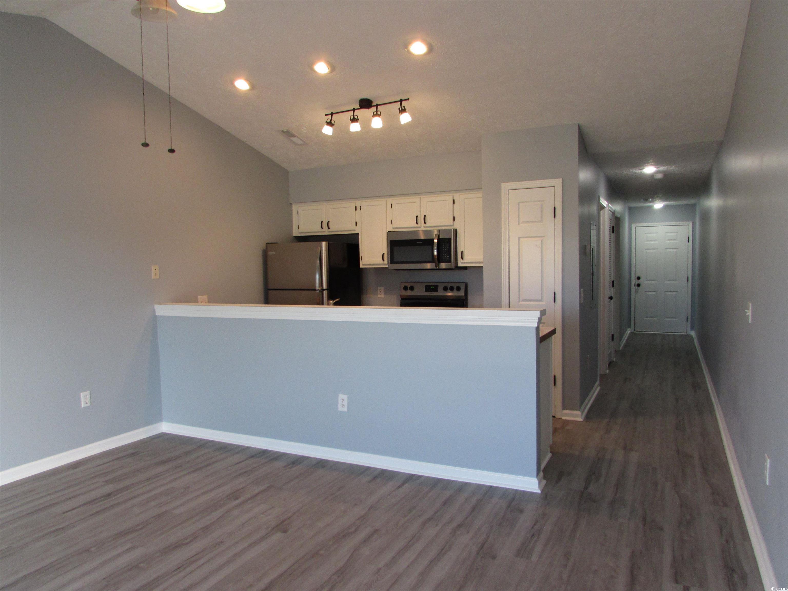 573 Blue River Ct. Property Photo 31