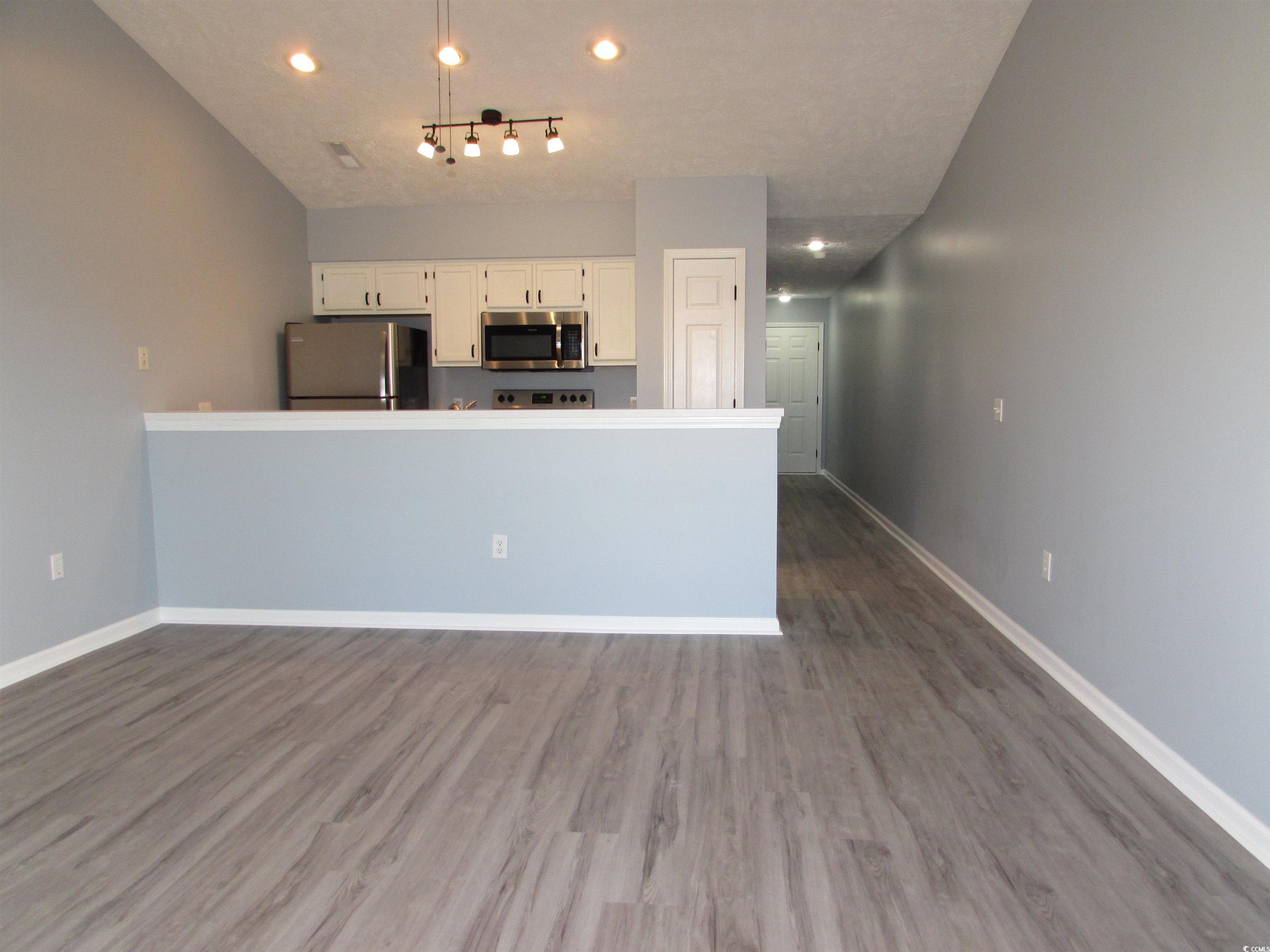 573 Blue River Ct. Property Photo 33
