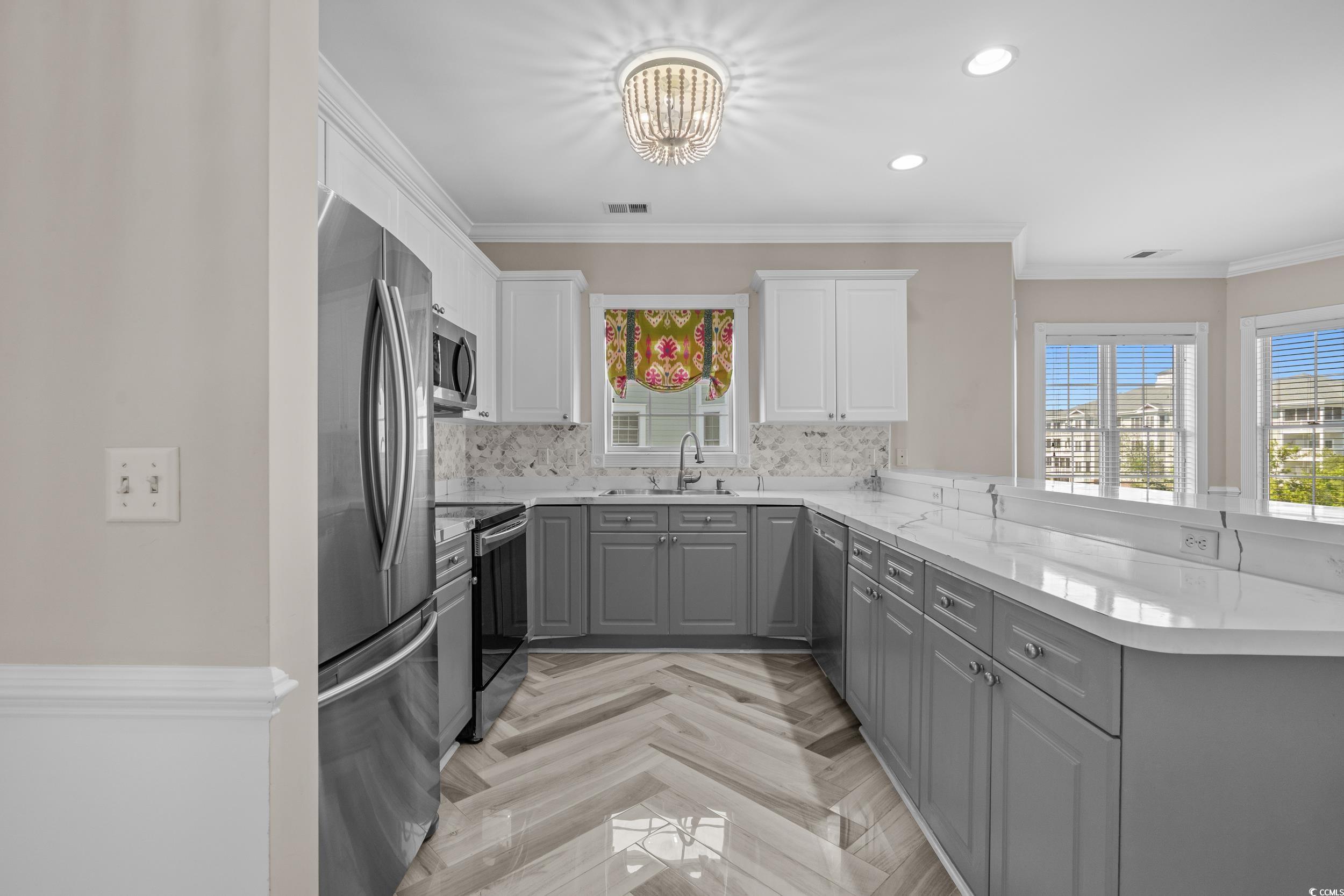 4891 Luster Leaf Circle Property Photo 12
