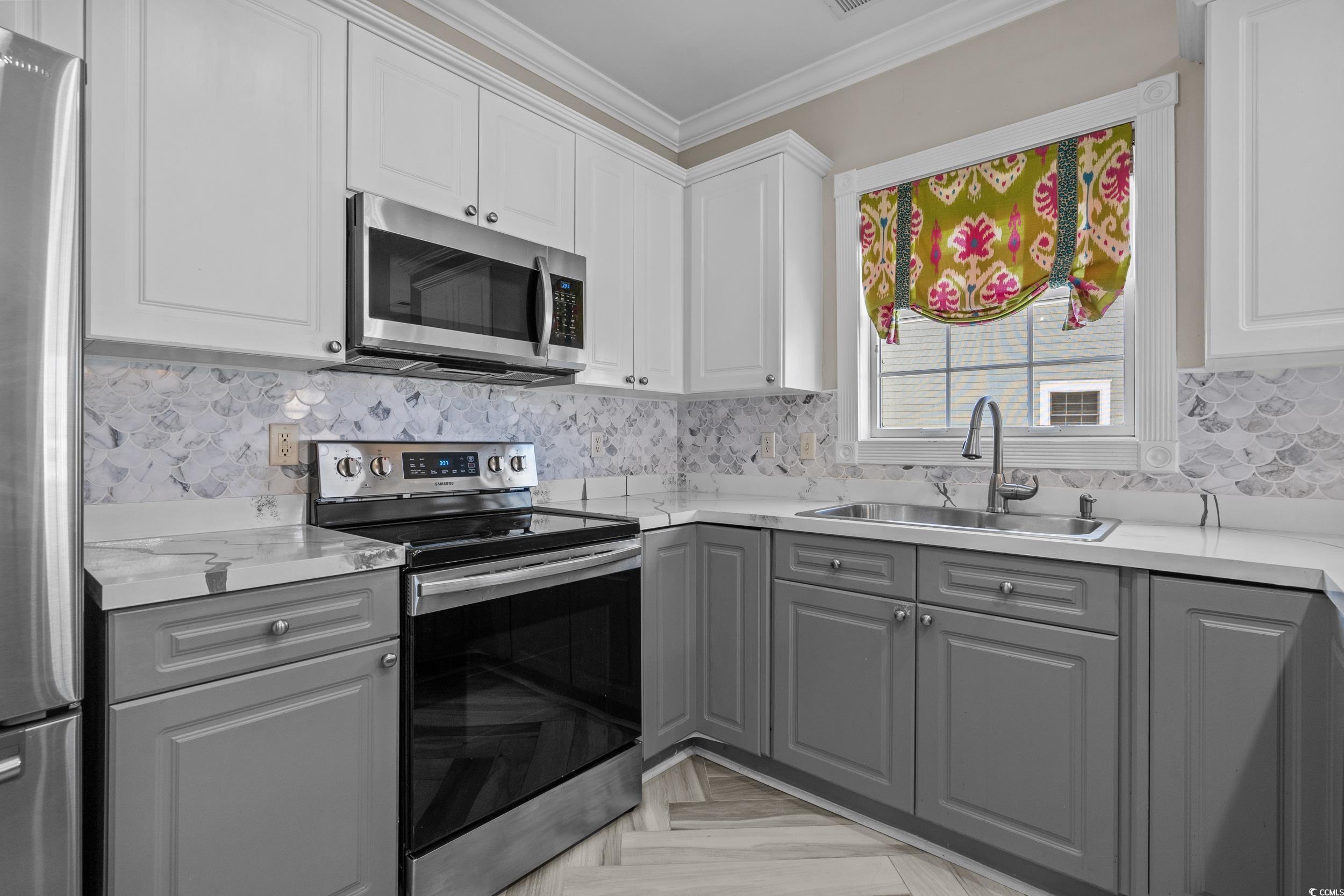 4891 Luster Leaf Circle Property Photo 14