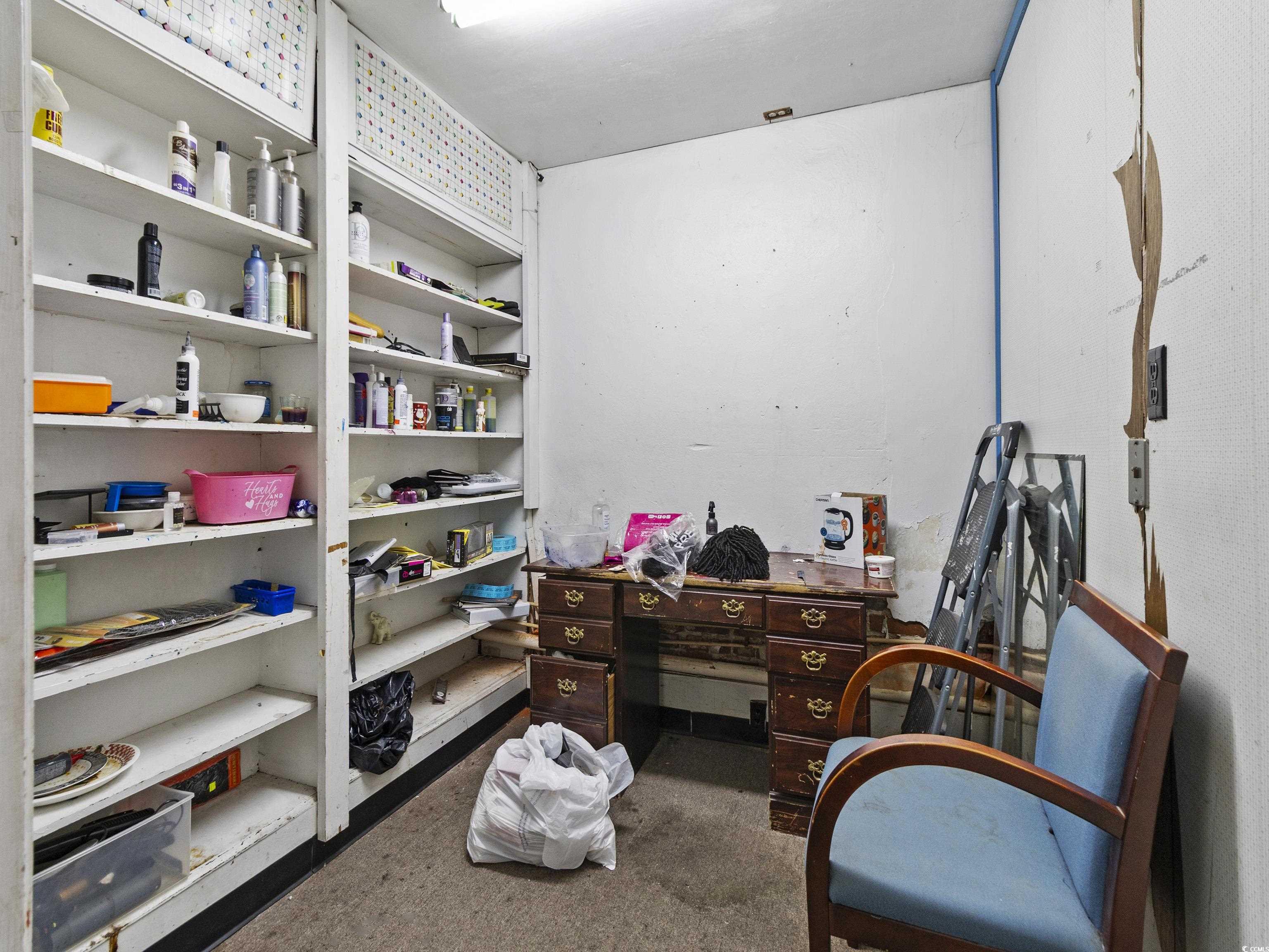 241 N Main St. Property Photo 21