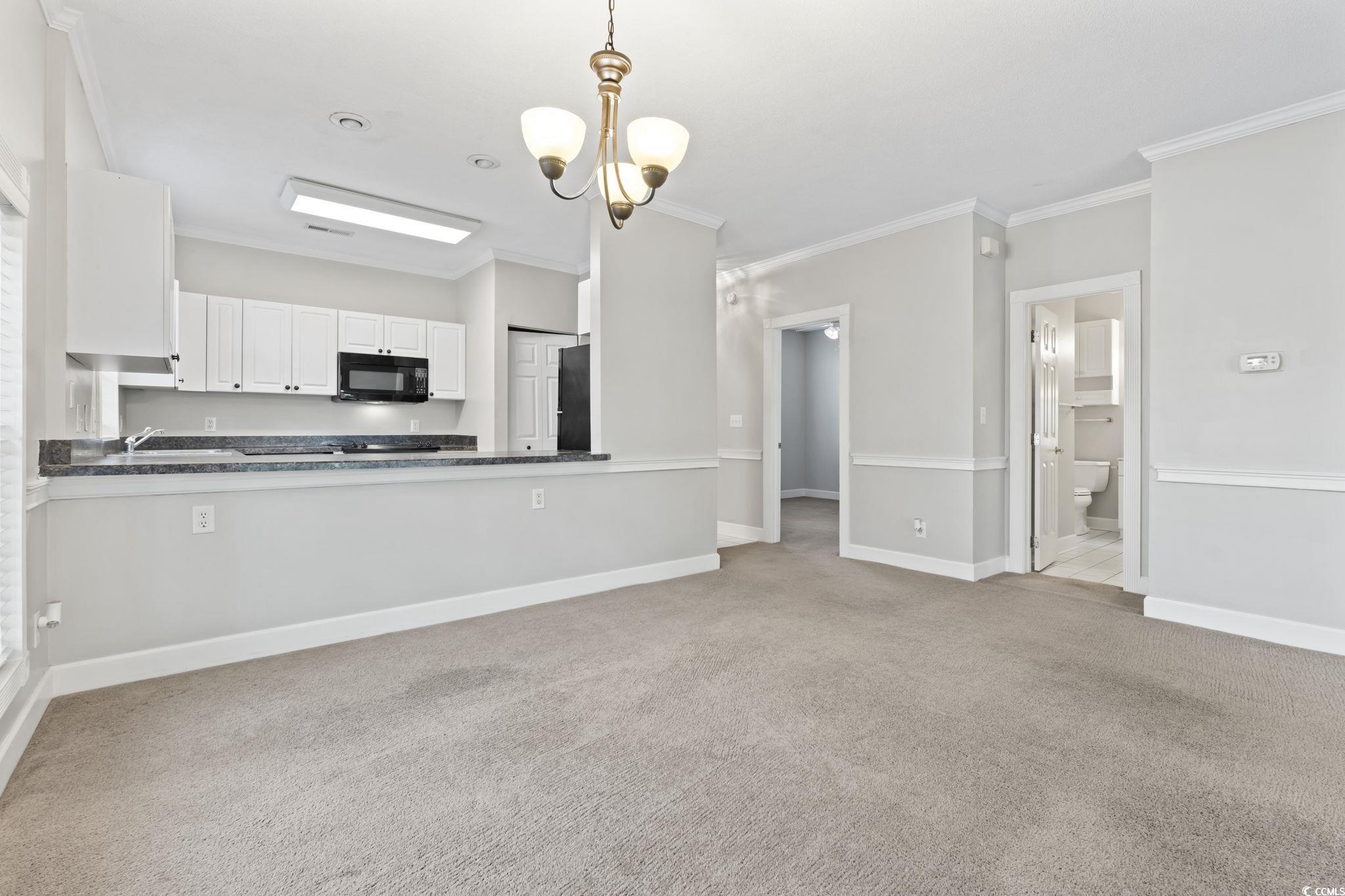 686 Riverwalk Dr. Property Photo 11