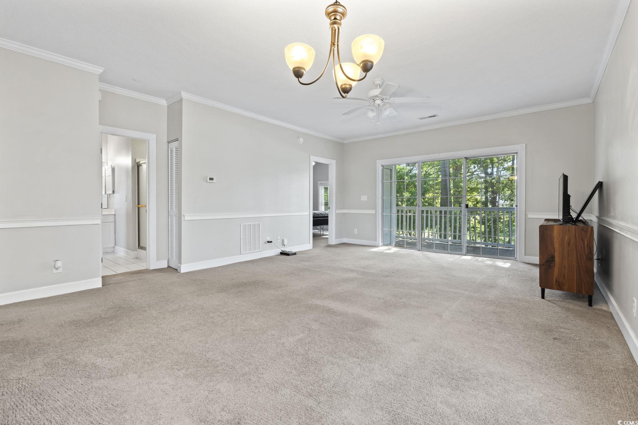 686 Riverwalk Dr. Property Photo 13