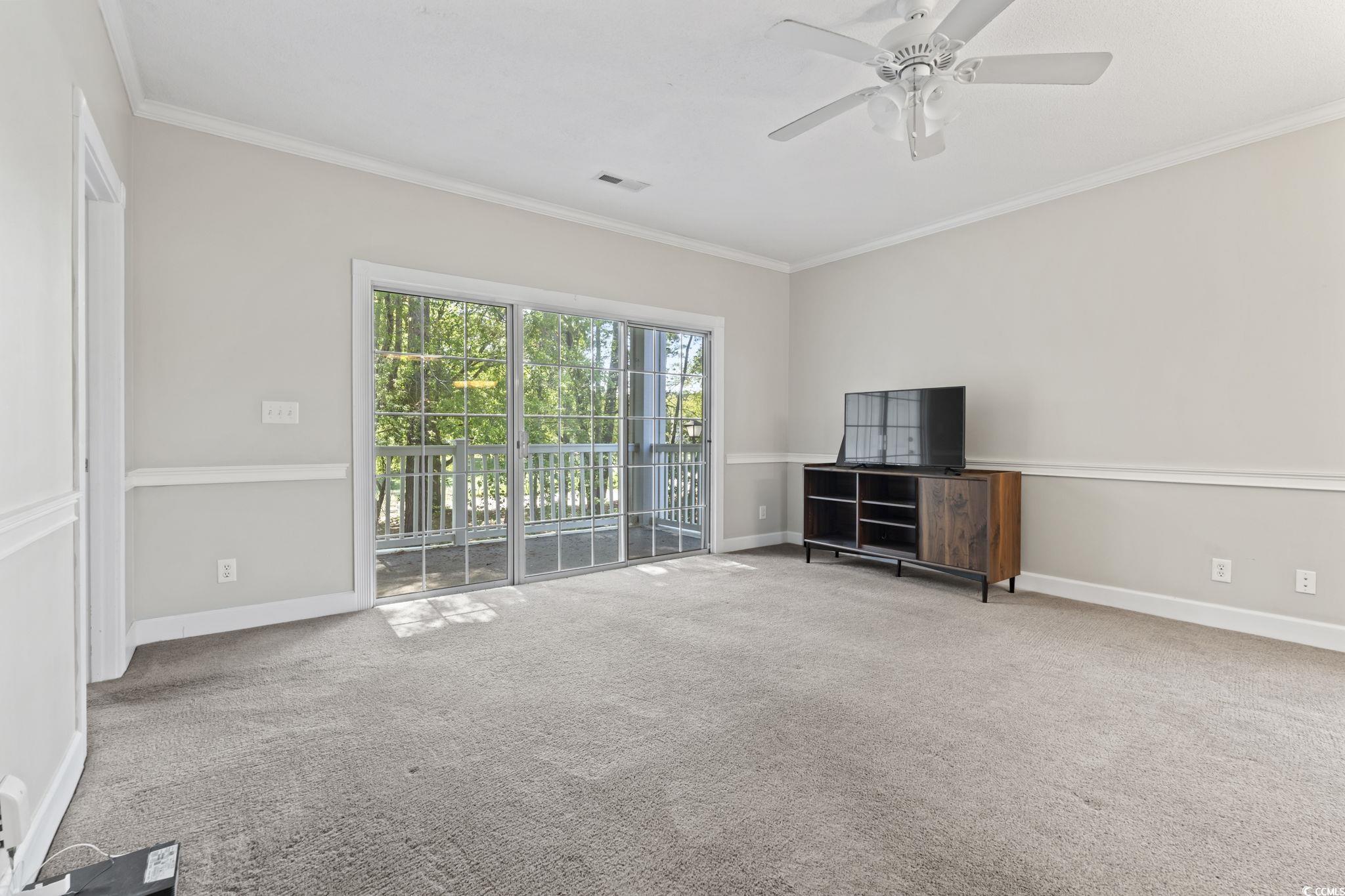 686 Riverwalk Dr. Property Photo 14