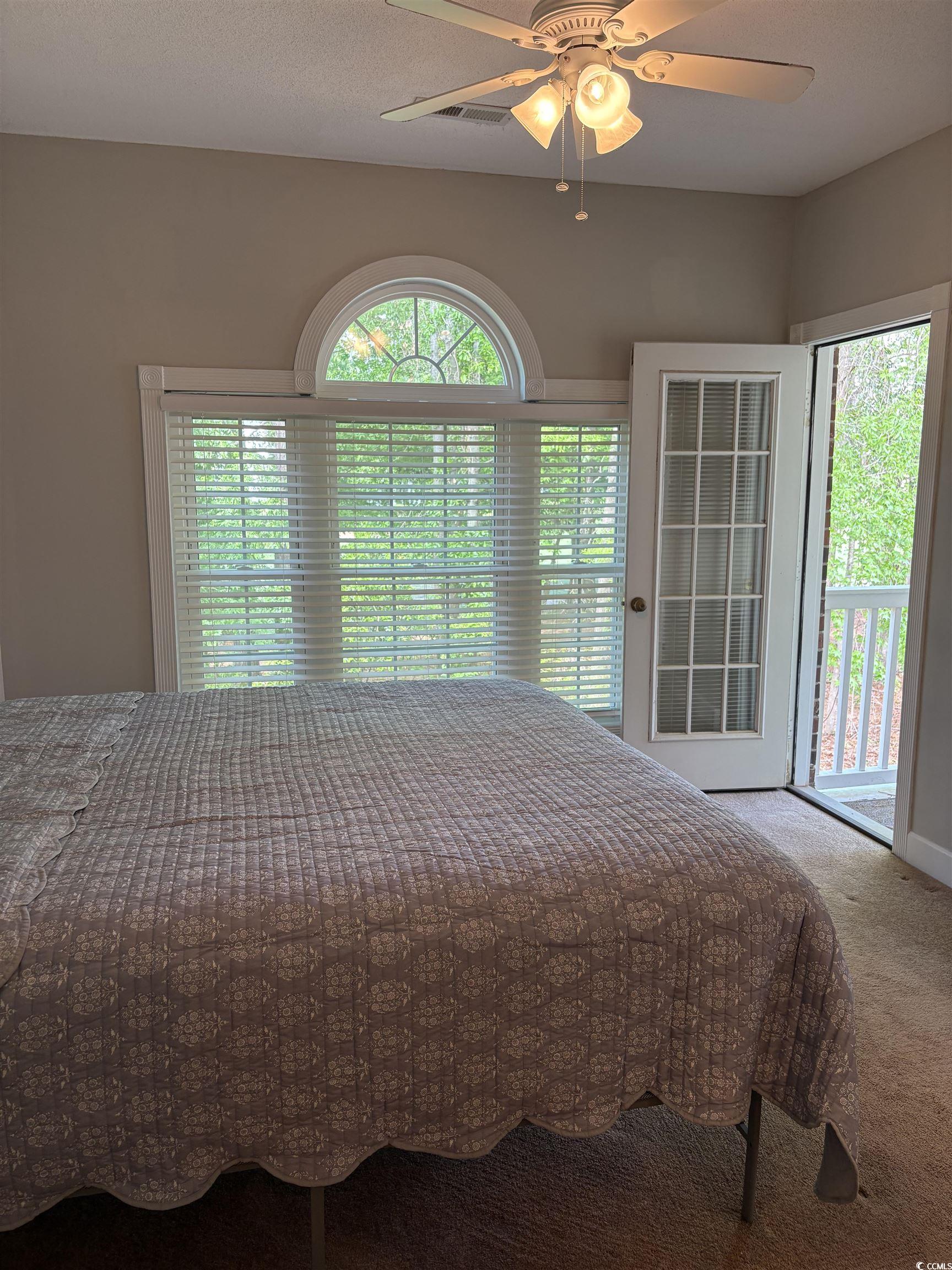 686 Riverwalk Dr. Property Photo 24