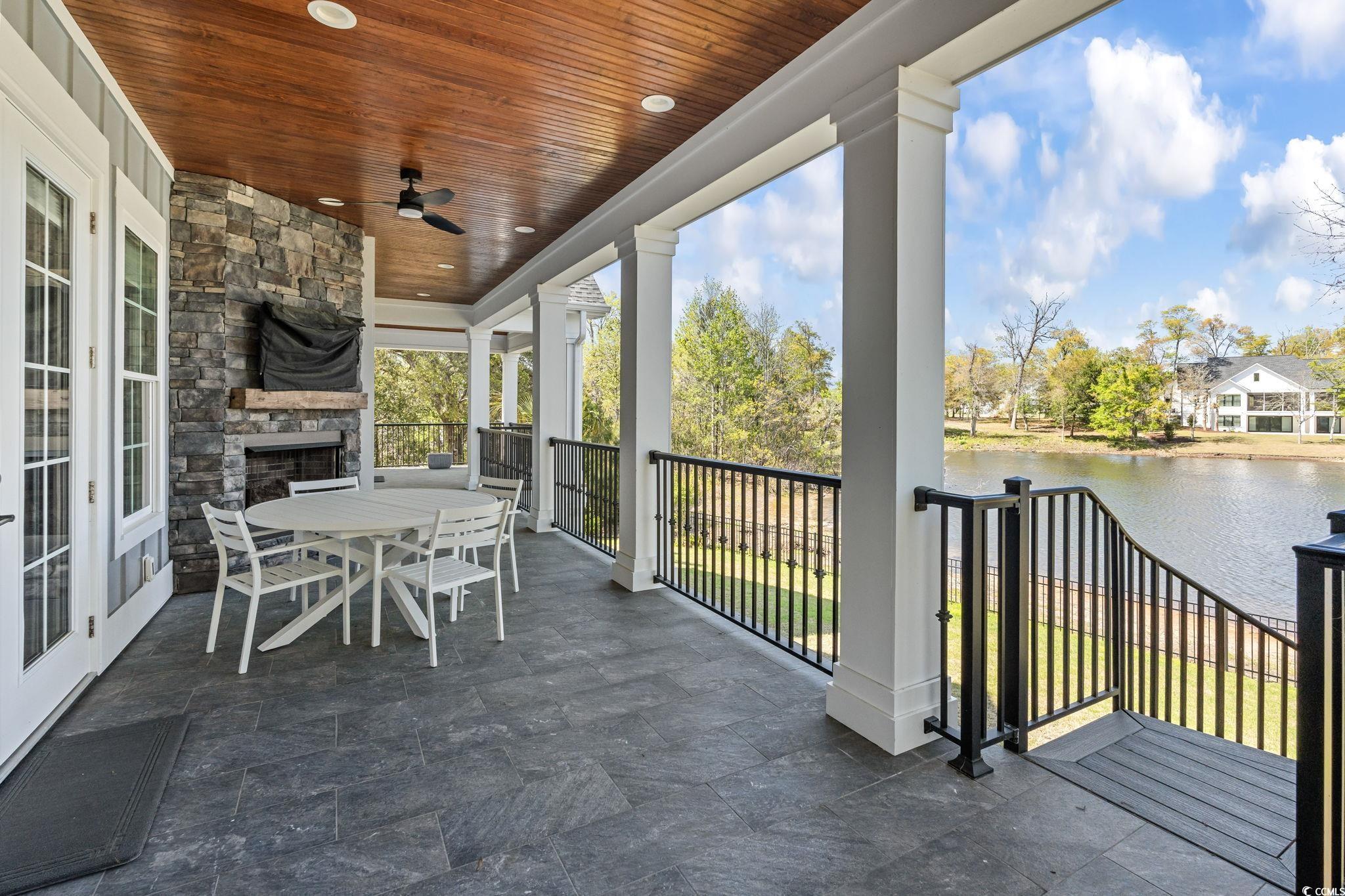 1006 Surf Pointe Dr. Property Photo 7