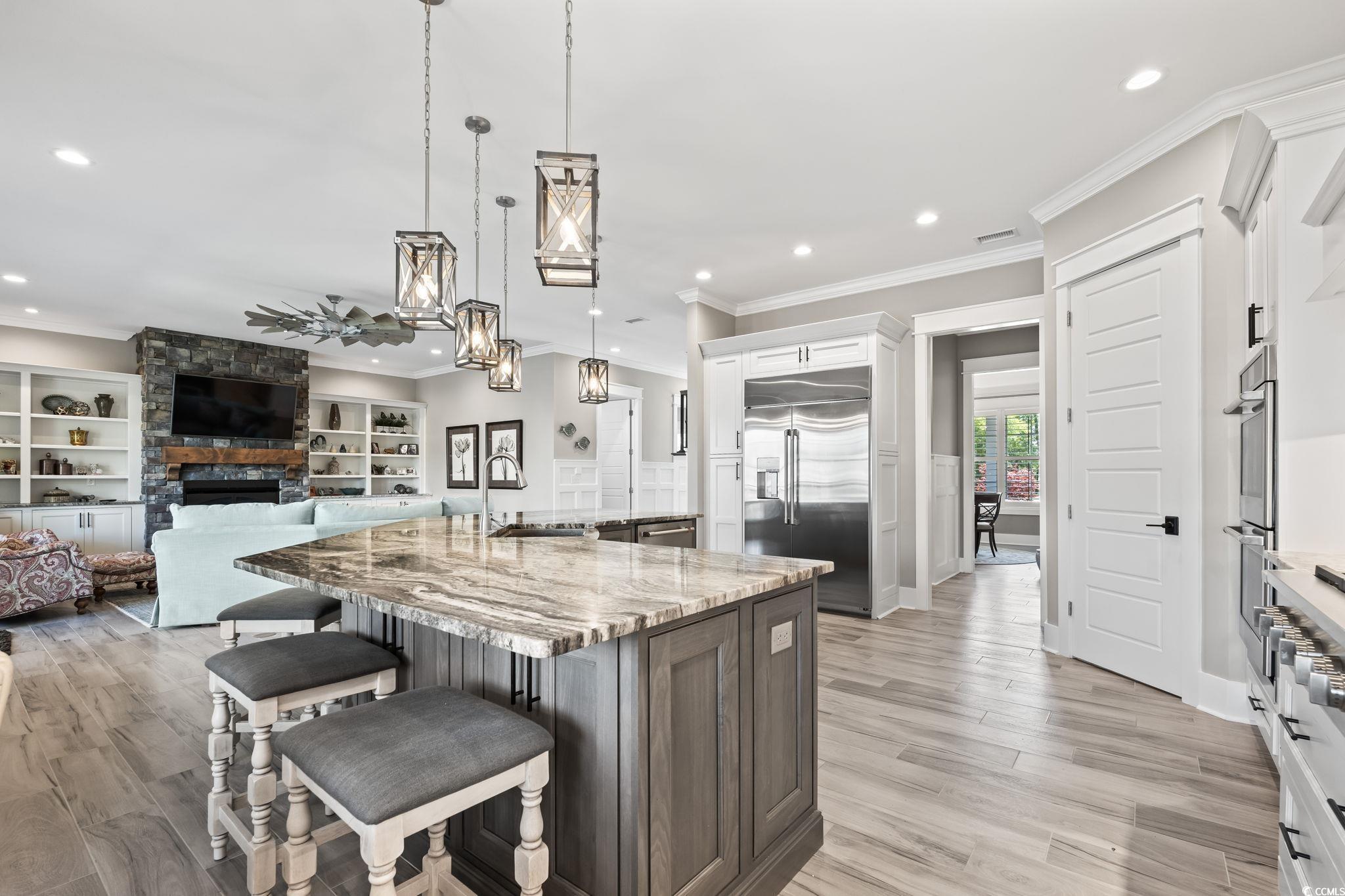 1006 Surf Pointe Dr. Property Photo 10