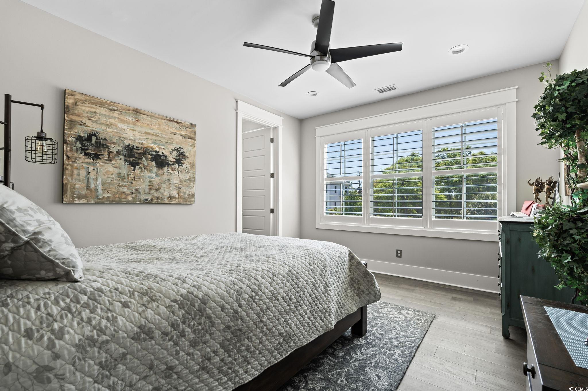 1006 Surf Pointe Dr. Property Photo 30