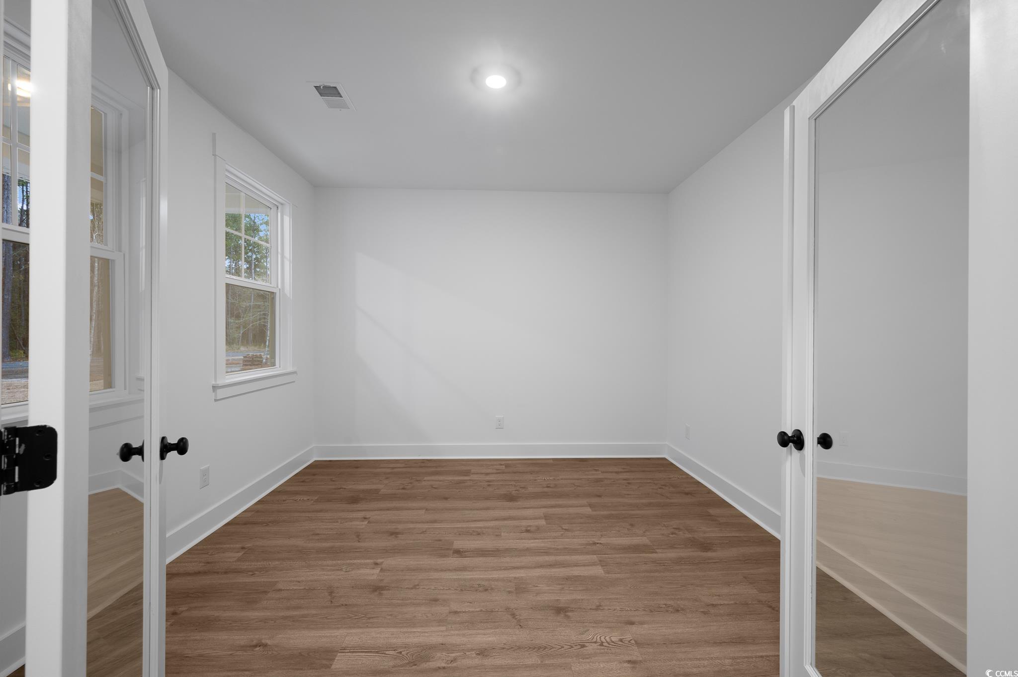 1109 Treyburn Ct. Property Photo 5