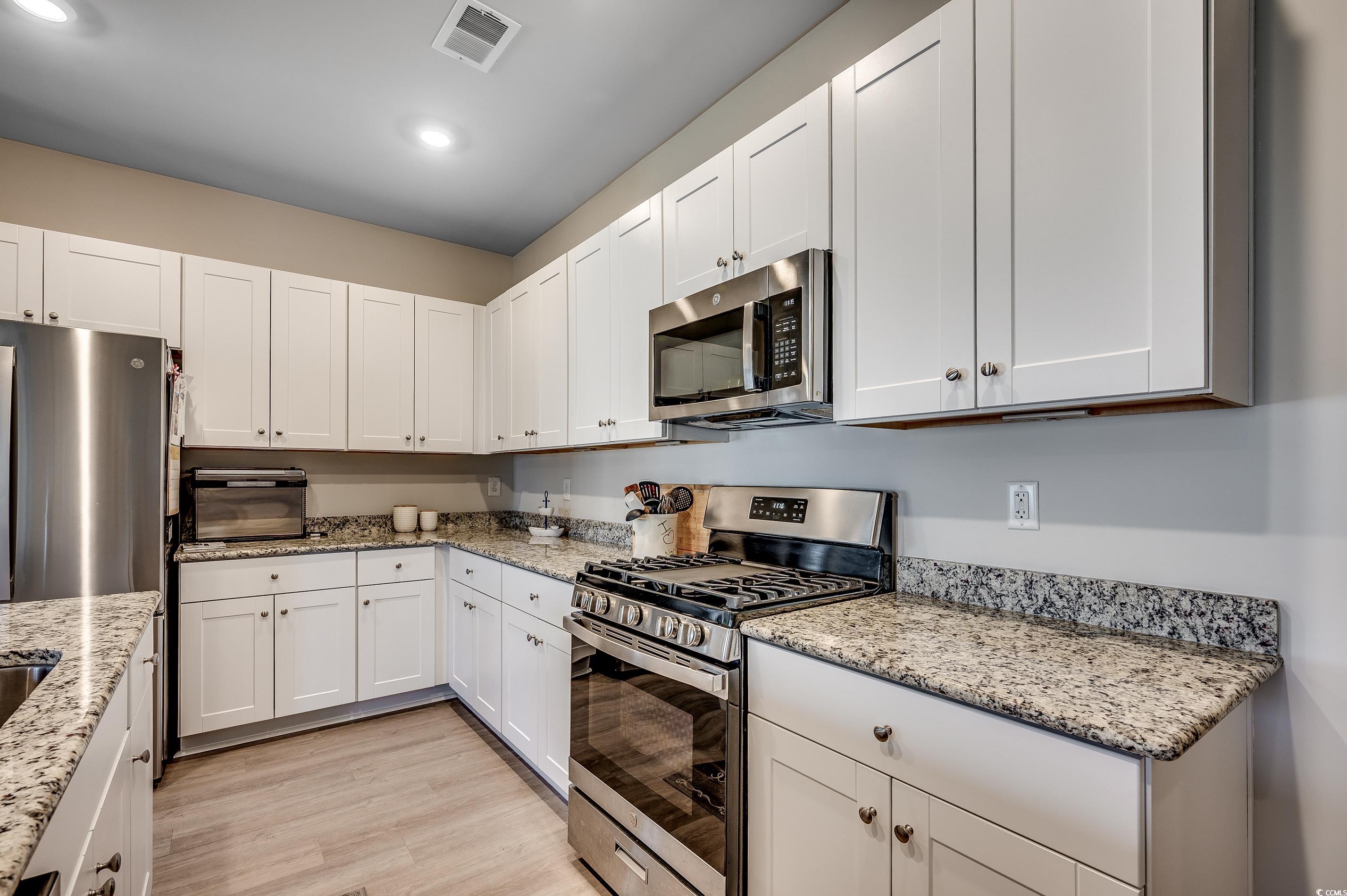 726 Wapama St. Property Photo 5