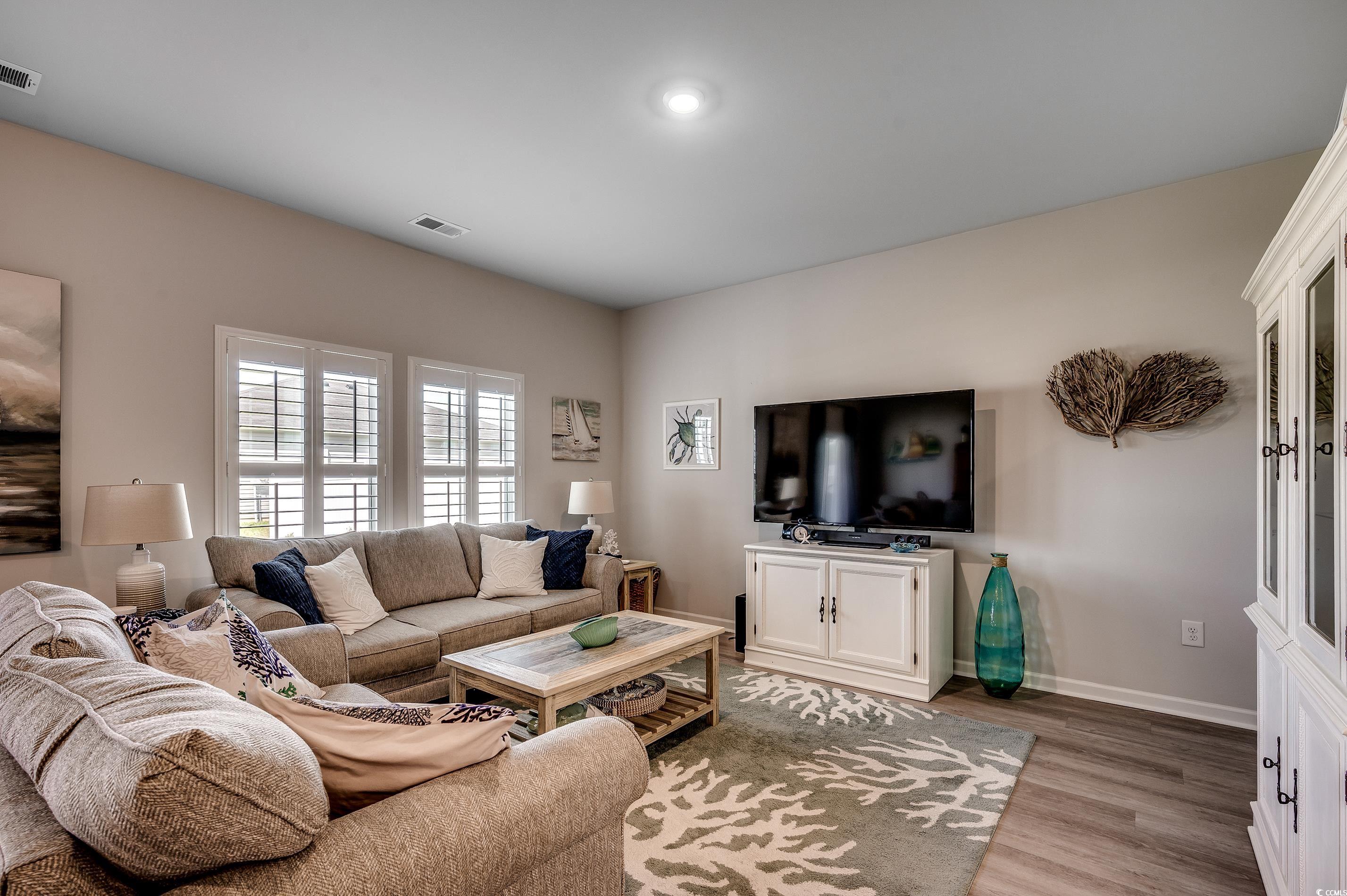 726 Wapama St. Property Photo 9