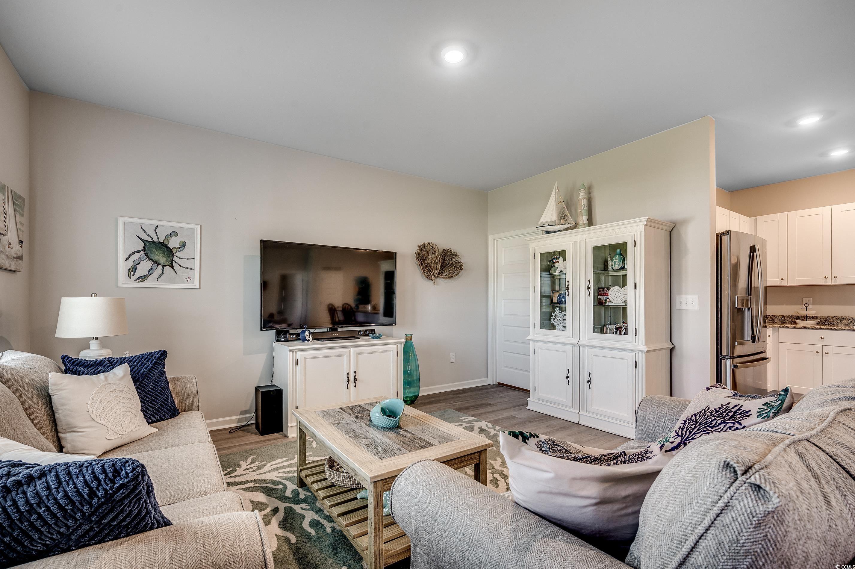 726 Wapama St. Property Photo 12