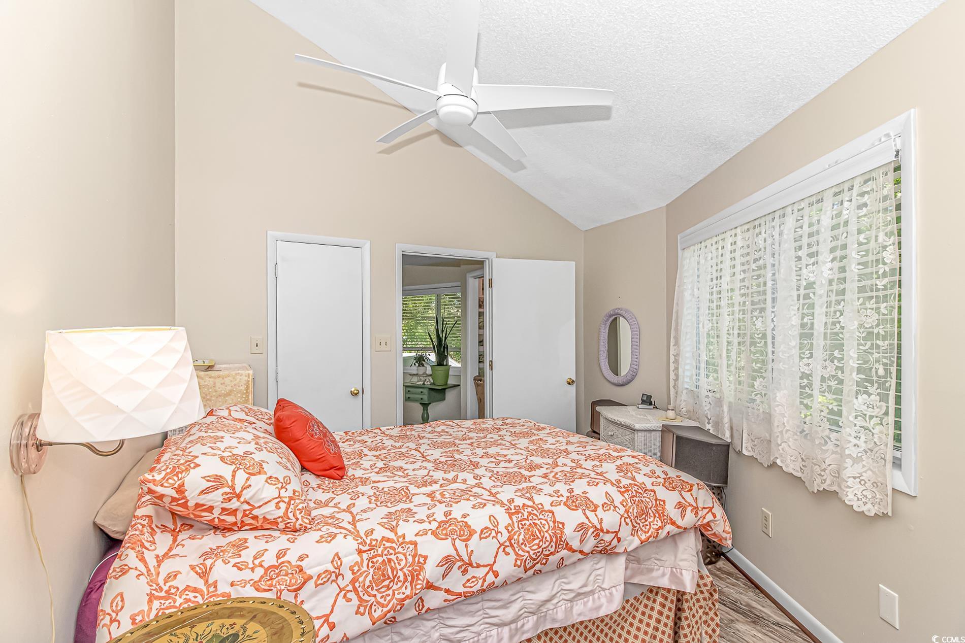 505 Tree Top Ln. Property Photo 18