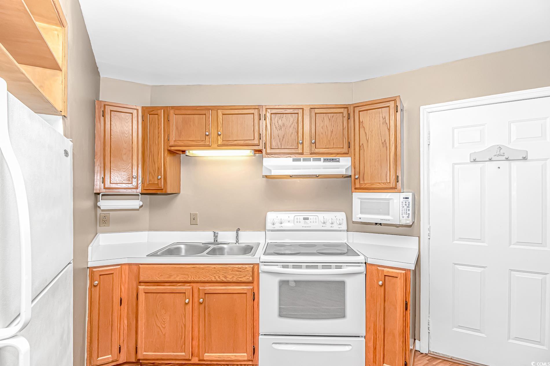 505 Tree Top Ln. Property Photo 26
