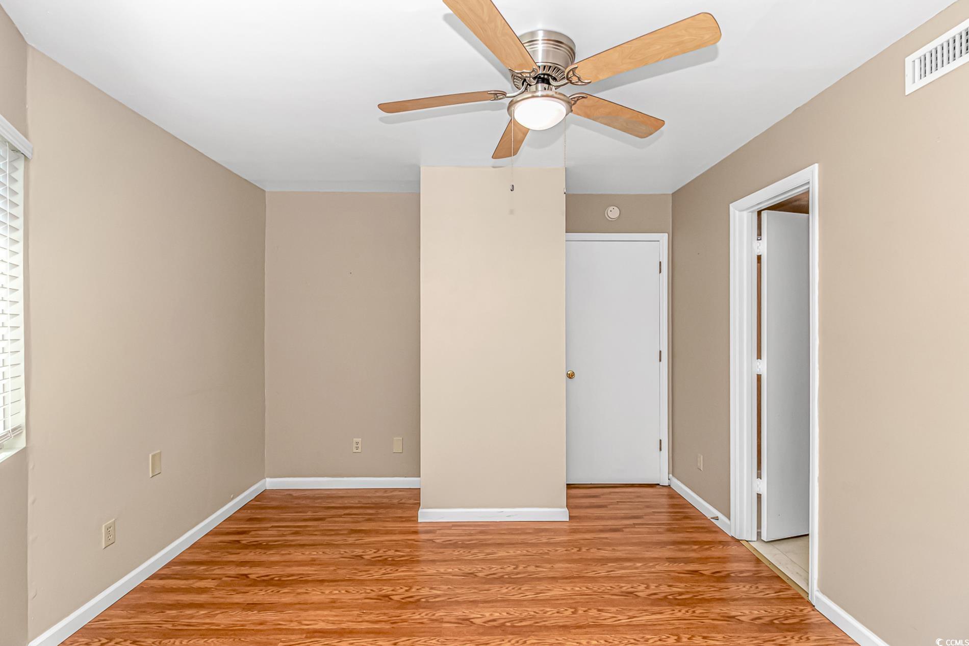 505 Tree Top Ln. Property Photo 28