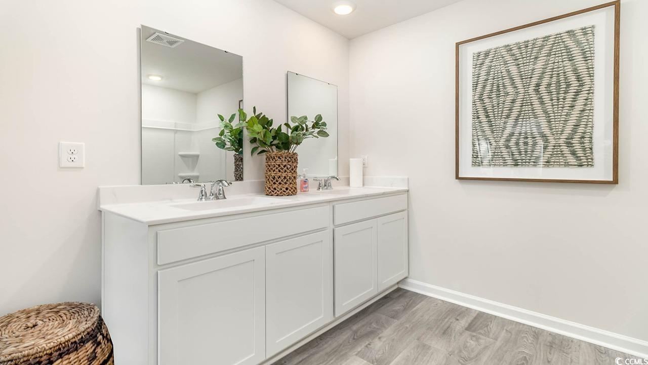 590 Strawberry Field Way Property Photo 11