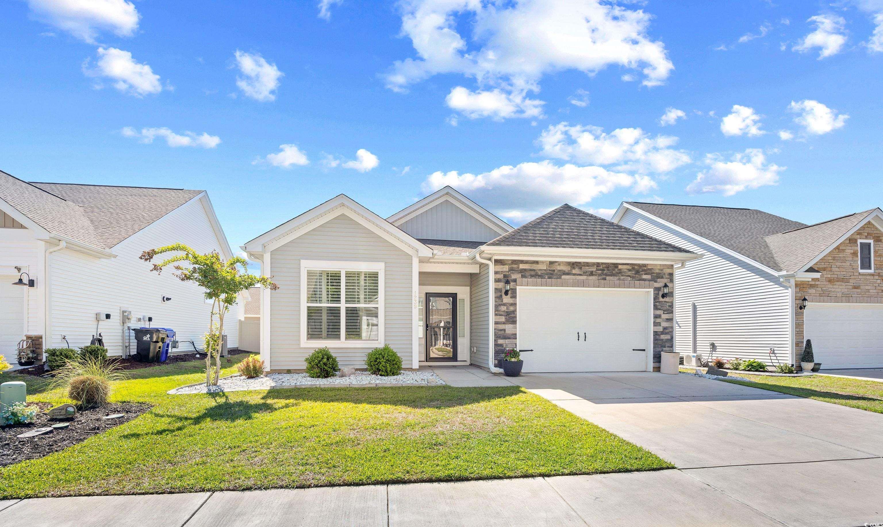 1239 Pyxie Moss Dr. Property Photo