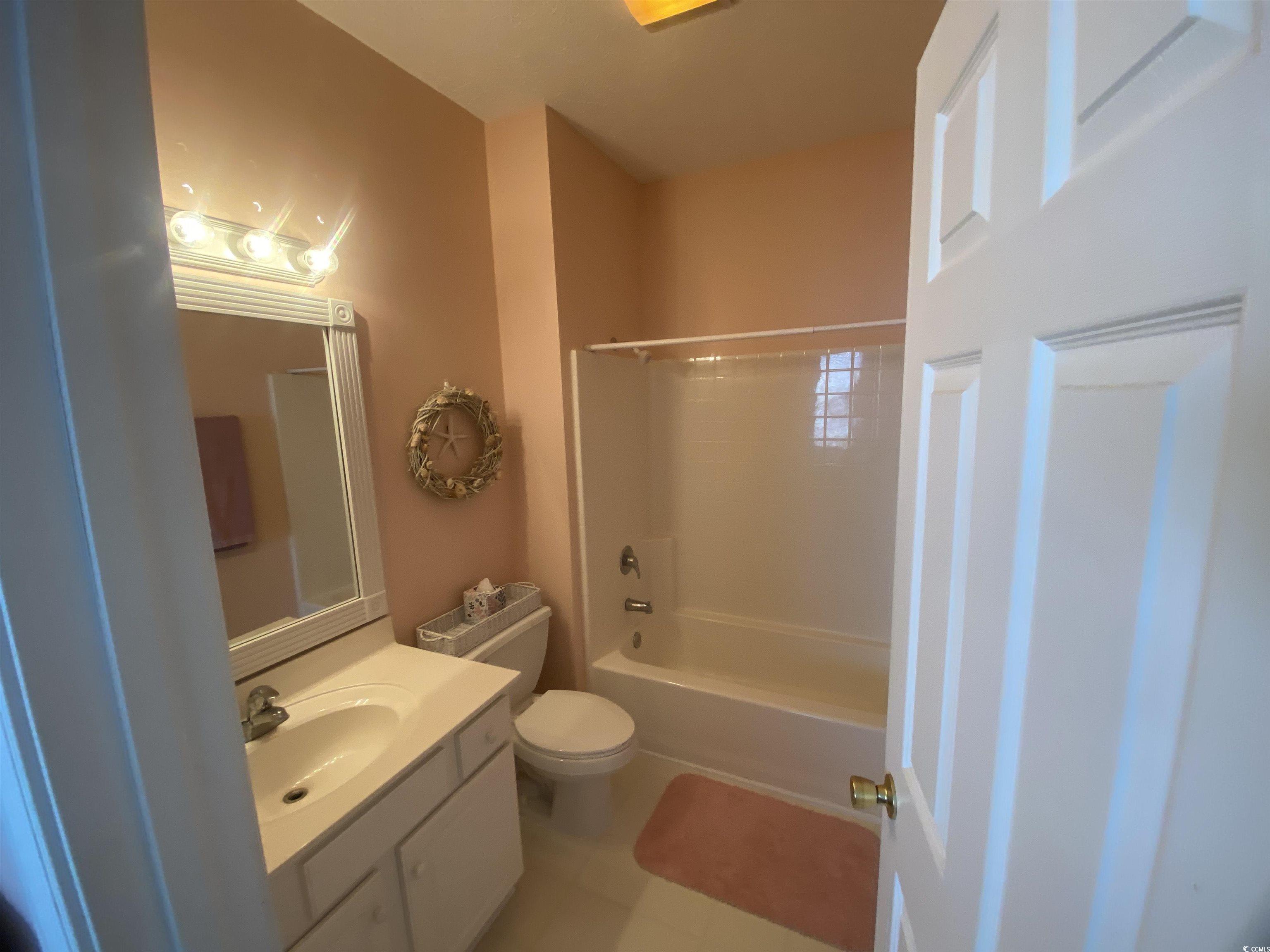 901-9 West Port Dr. Property Photo 14