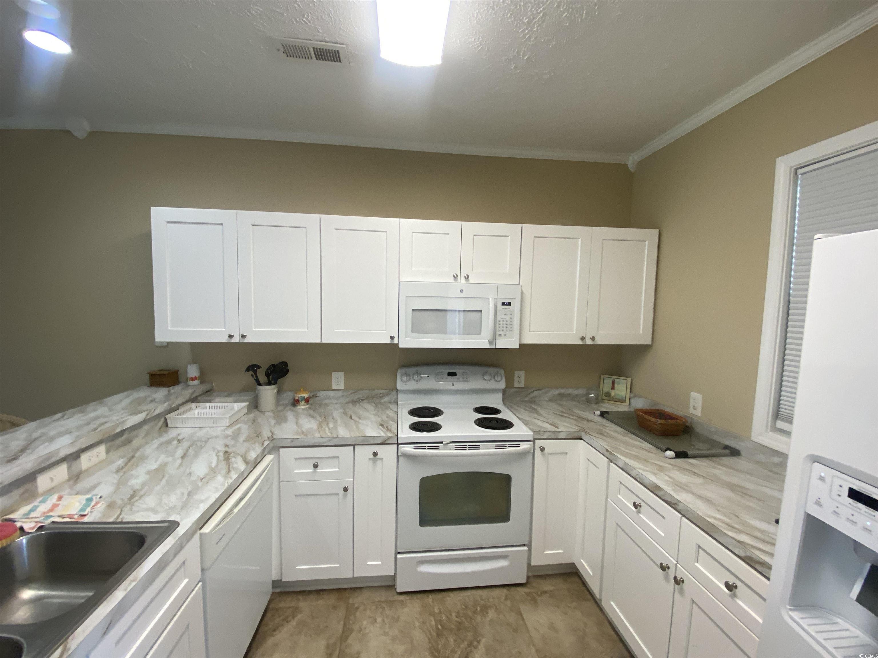 901-9 West Port Dr. Property Photo 23