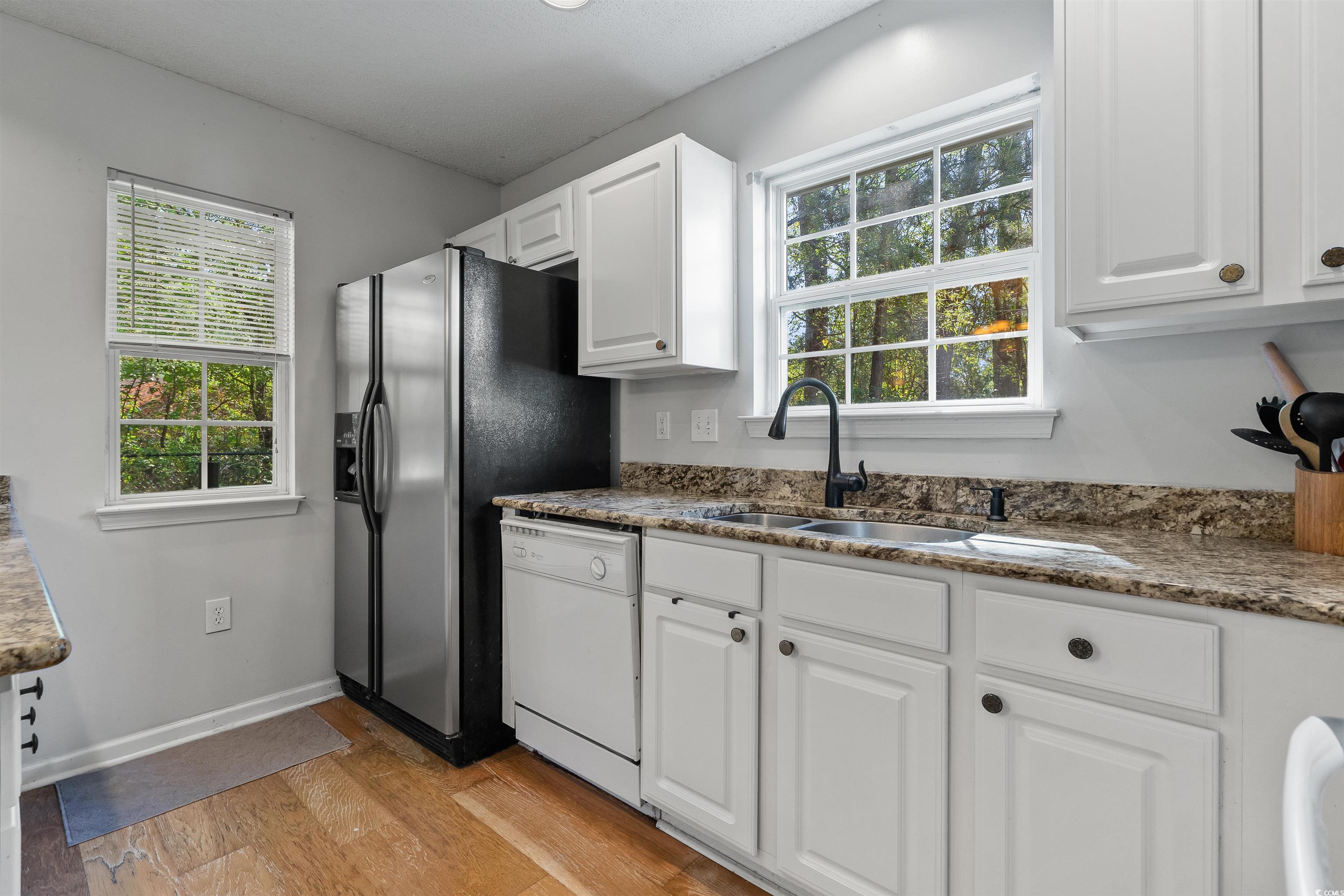 1064 Penny Ln. Property Photo 7
