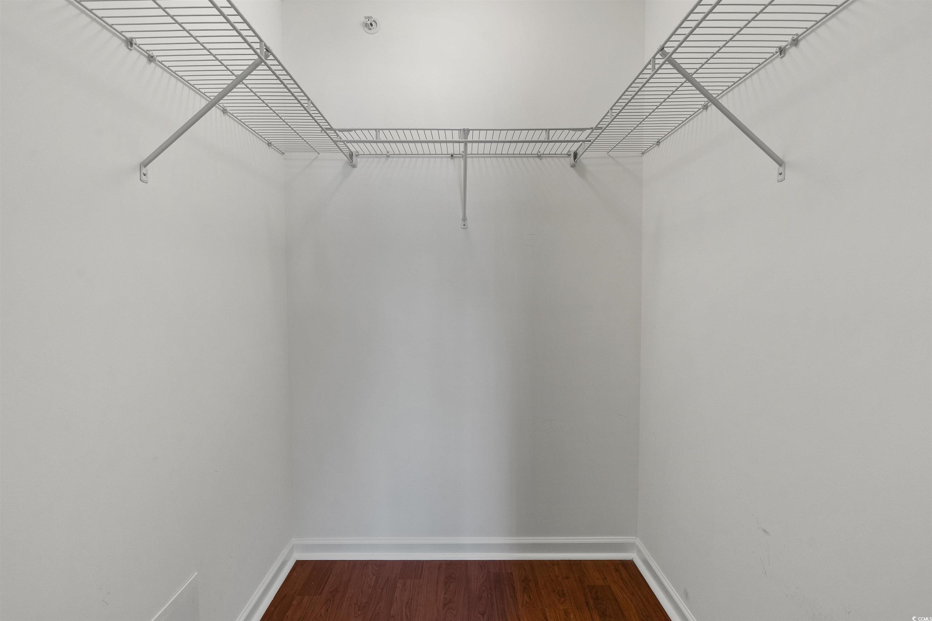 4920 Twin Pond Ct. Property Photo 6