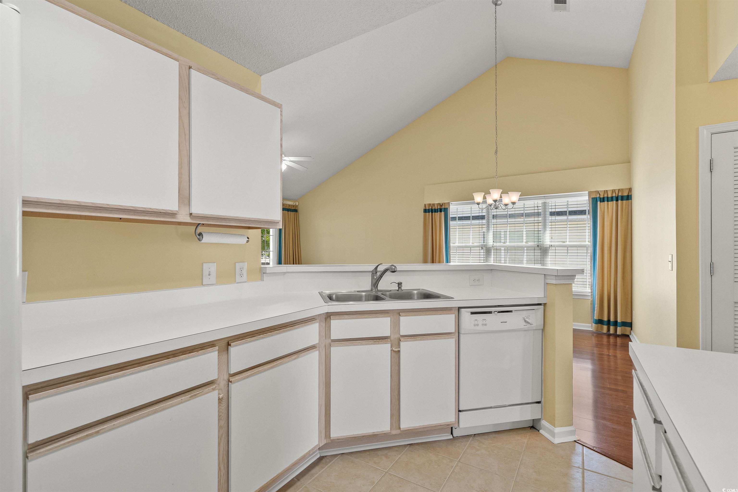 4920 Twin Pond Ct. Property Photo 13