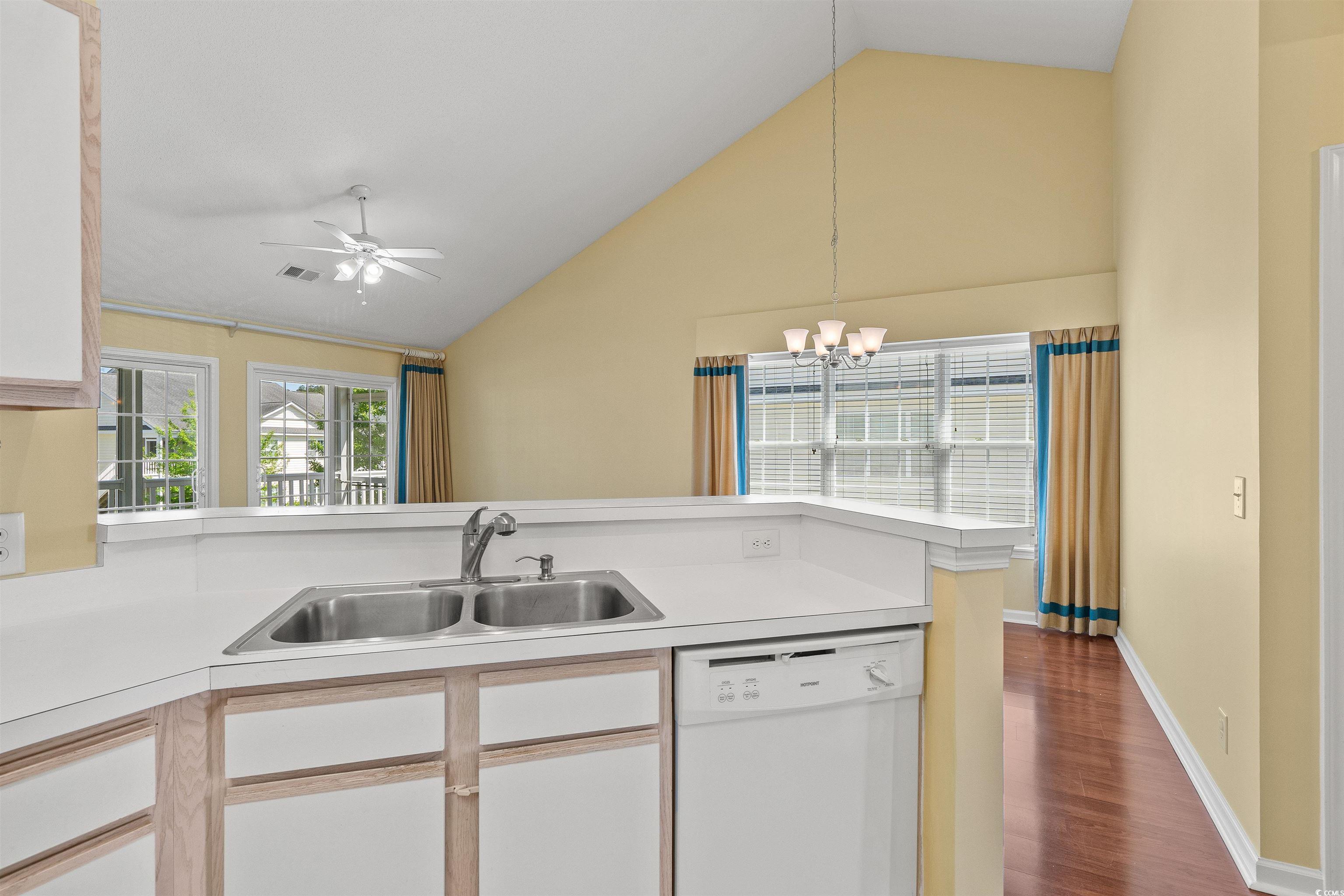 4920 Twin Pond Ct. Property Photo 14