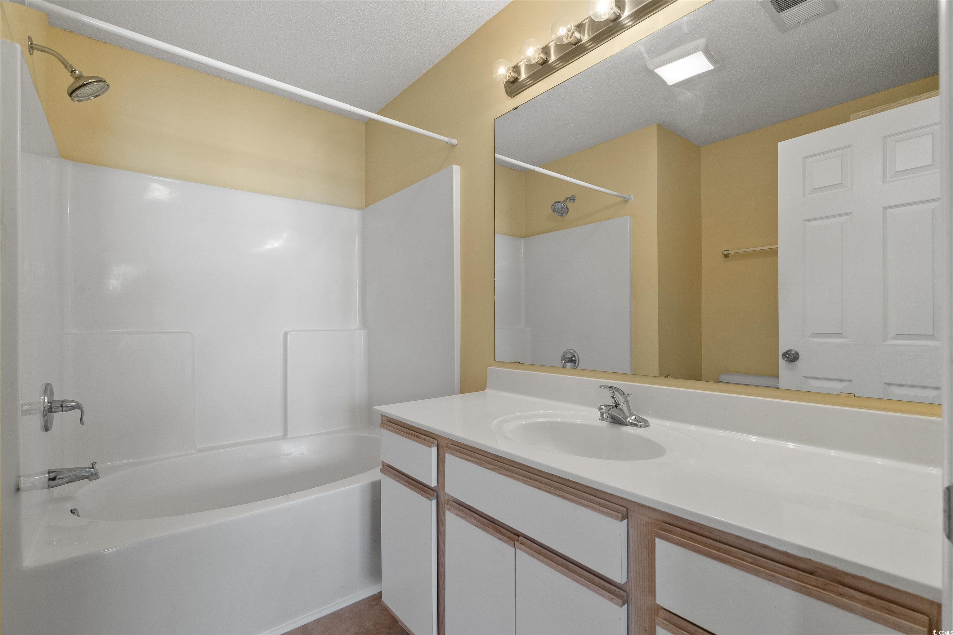 4920 Twin Pond Ct. Property Photo 25