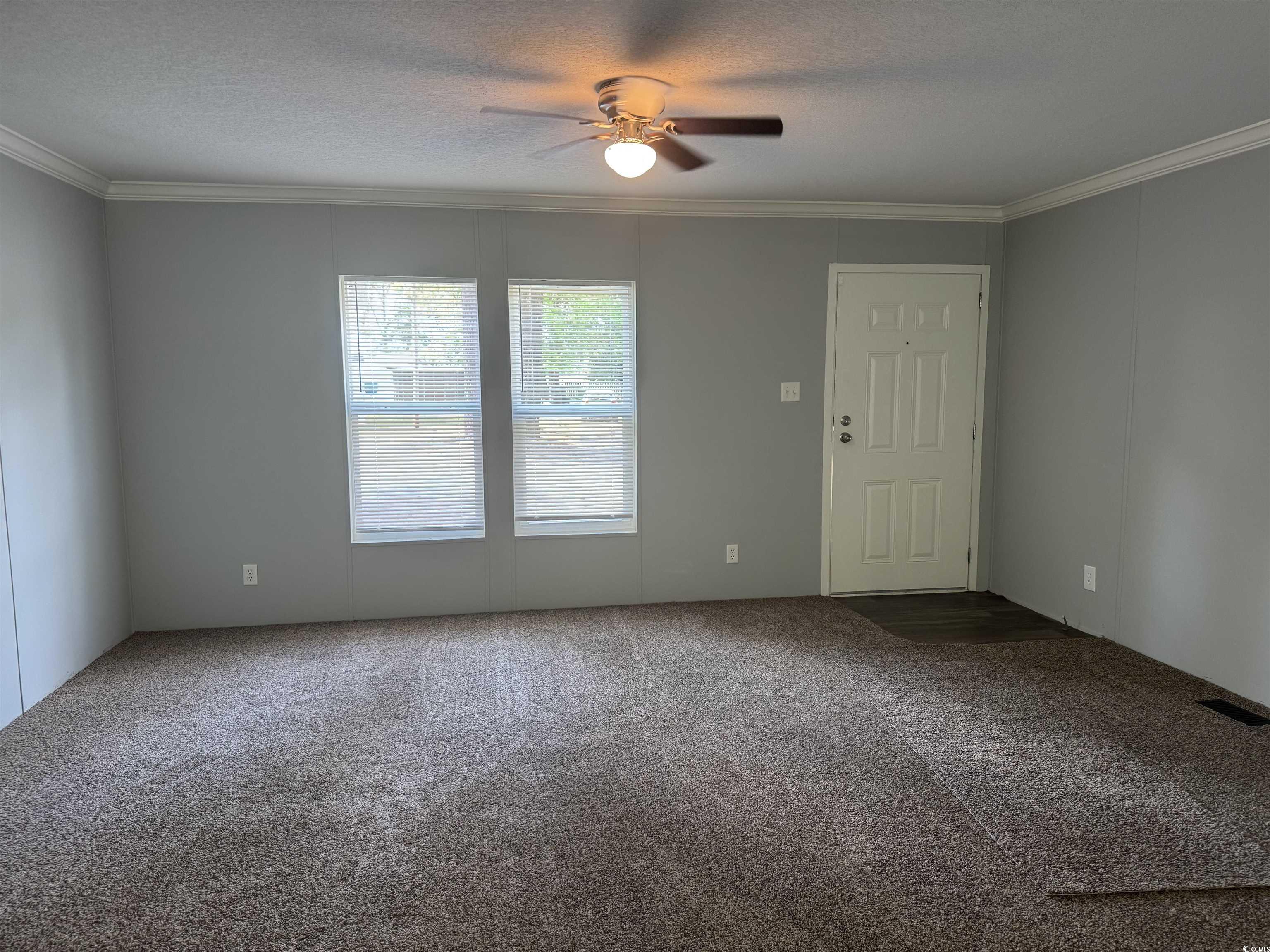 42 Hollywood Ave. Property Photo 7