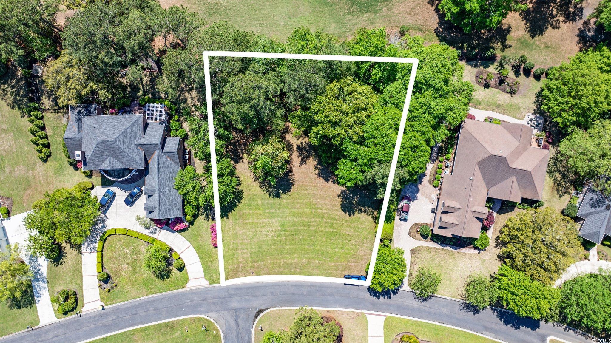 202 Oatland Lake Dr. Property Photo 1
