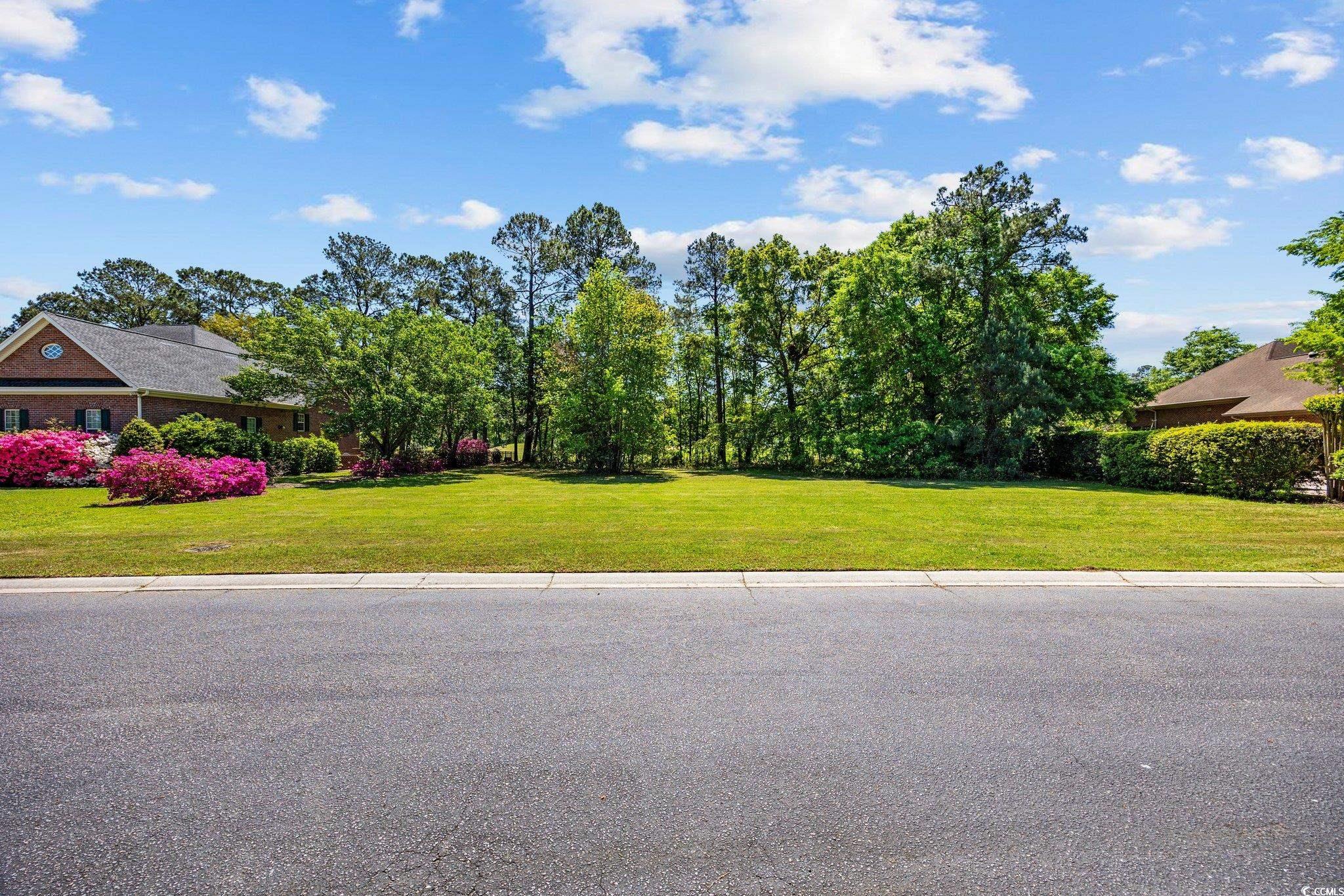 202 Oatland Lake Dr. Property Photo 13