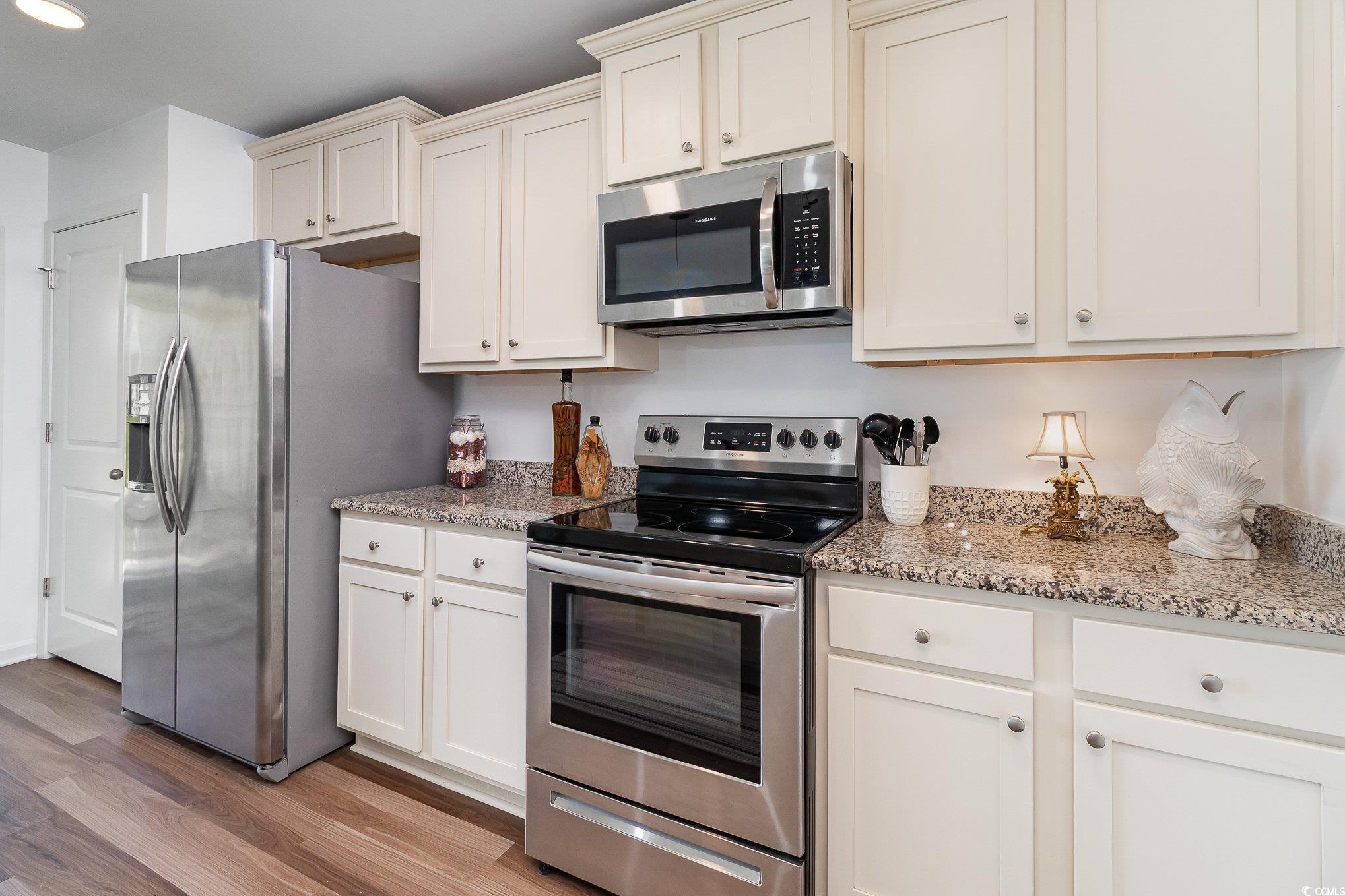 3019 Woodbury Ct. Property Photo 15