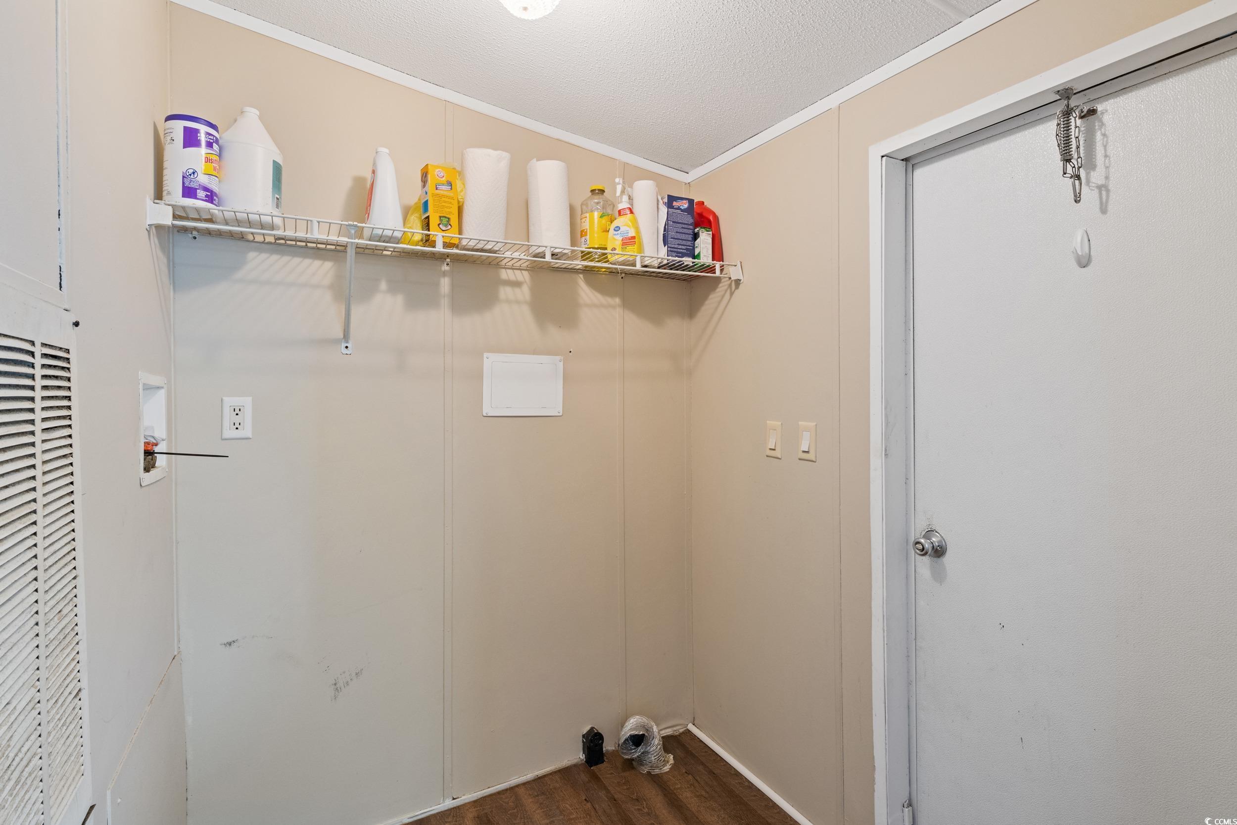 8404 Bloomwood Dr. Property Photo 25
