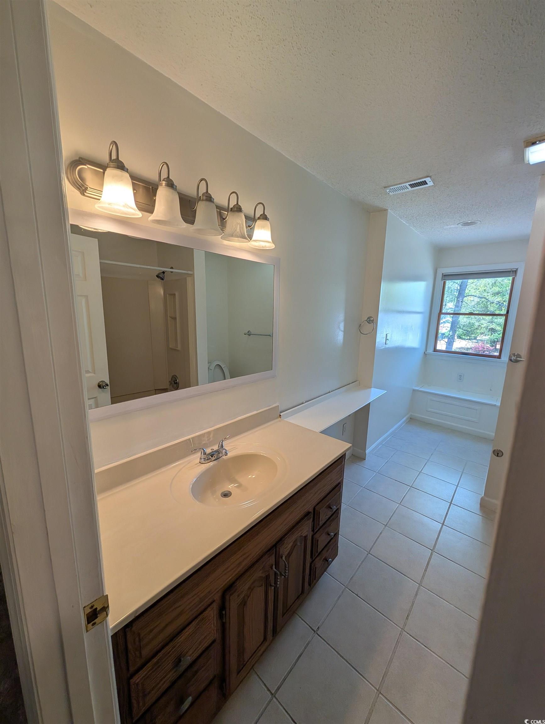 302 St. Andrews Ln. Property Photo 25