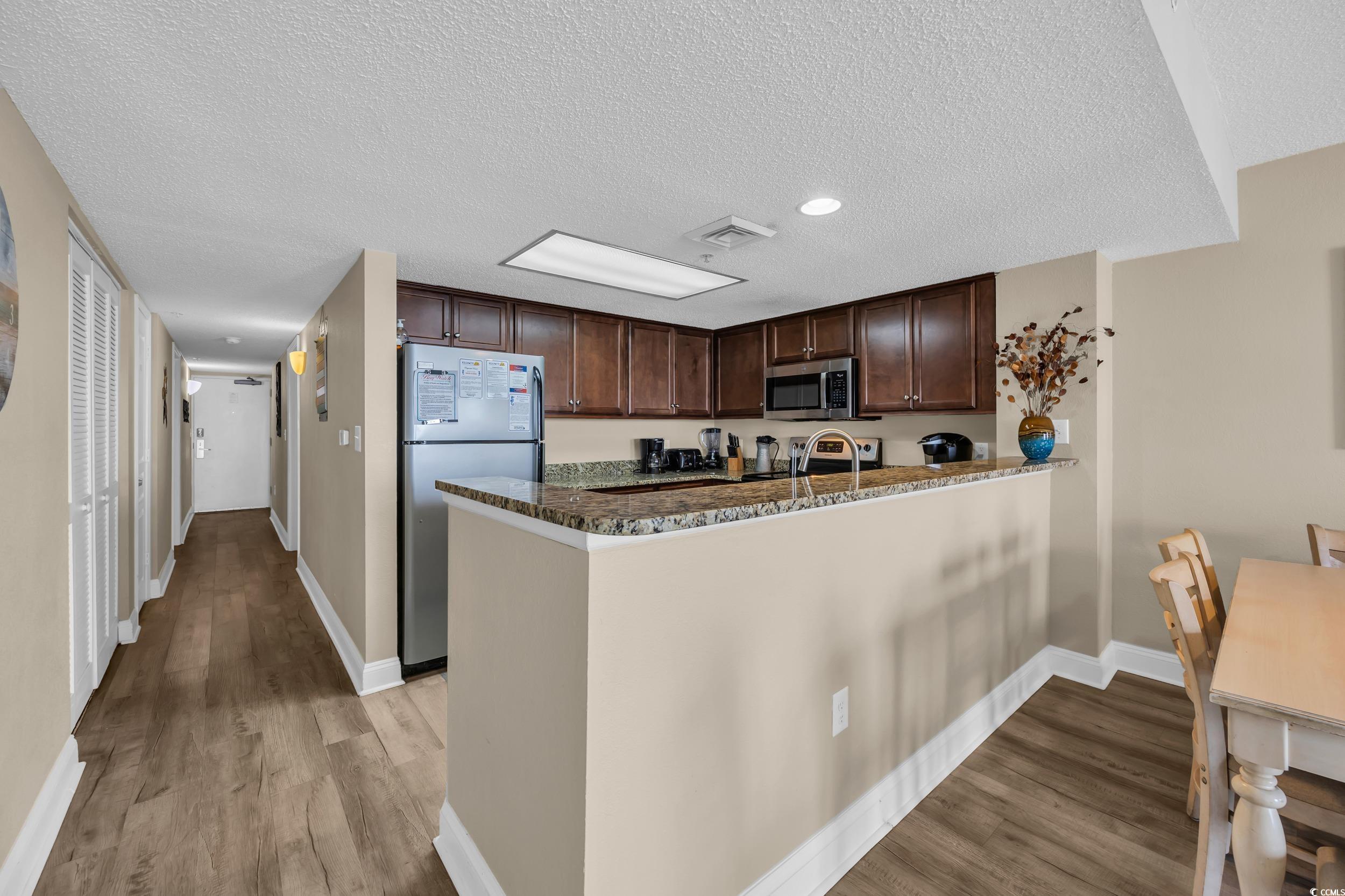 2711 Ocean Blvd. S Property Photo 11