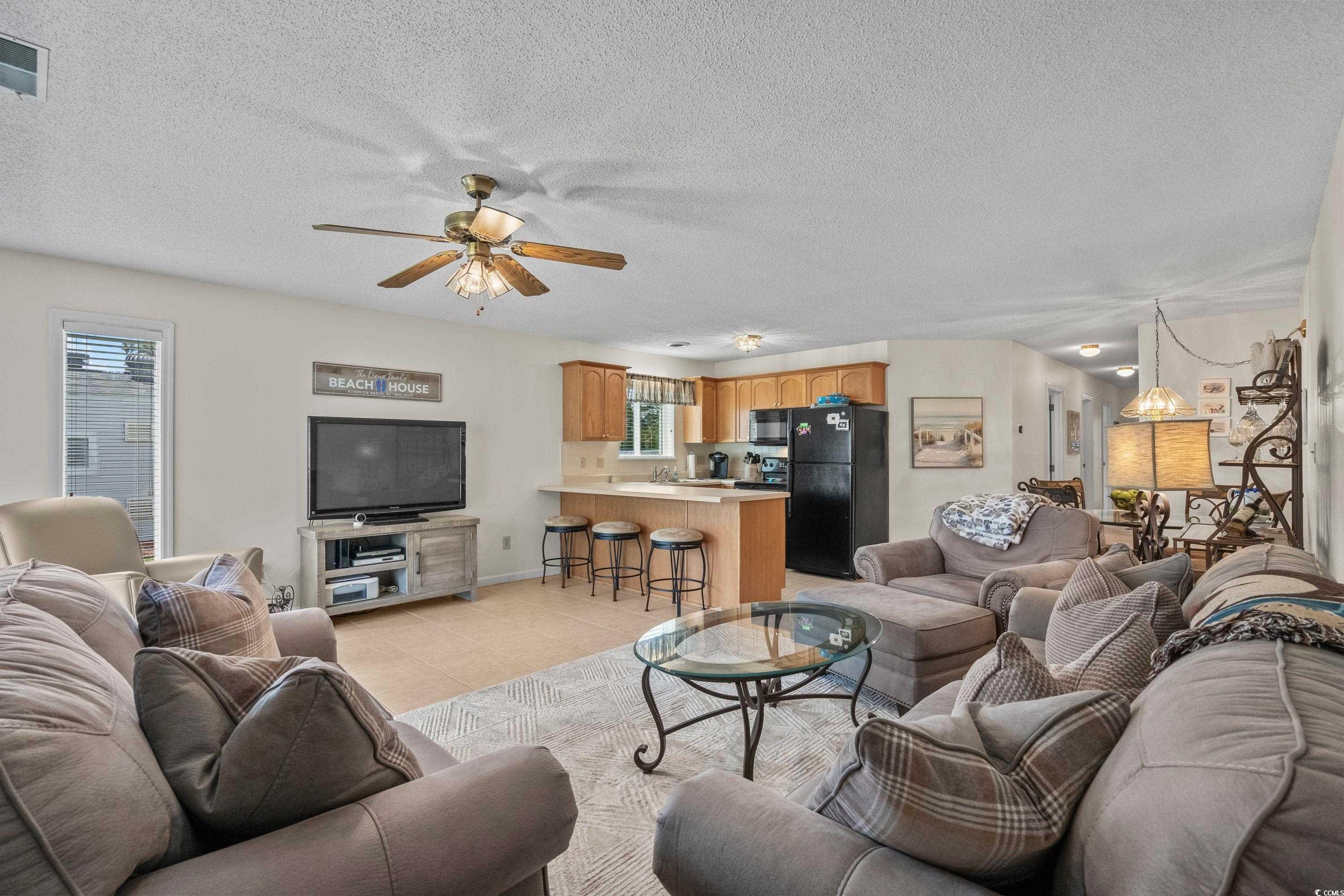 1880 Auburn Ln. Property Photo 9