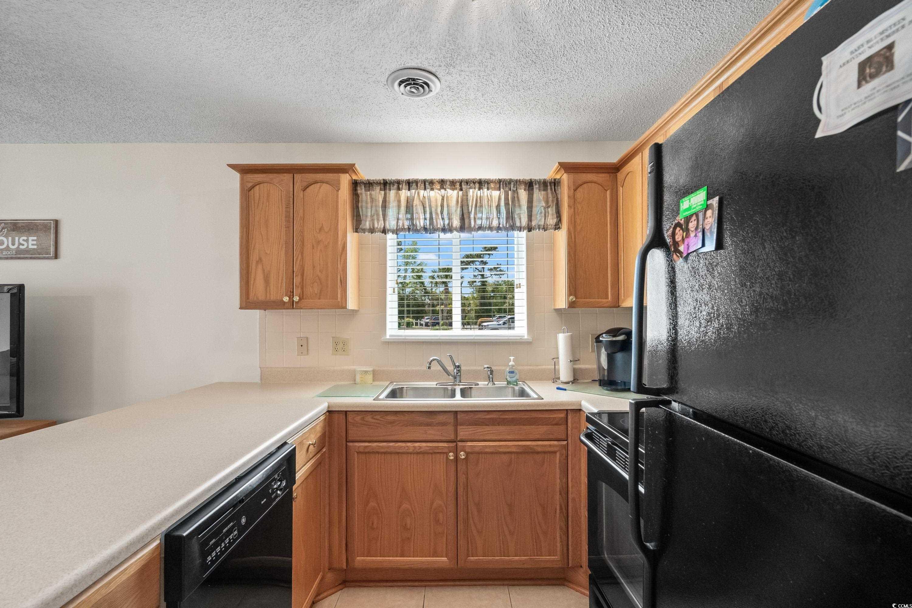 1880 Auburn Ln. Property Photo 14