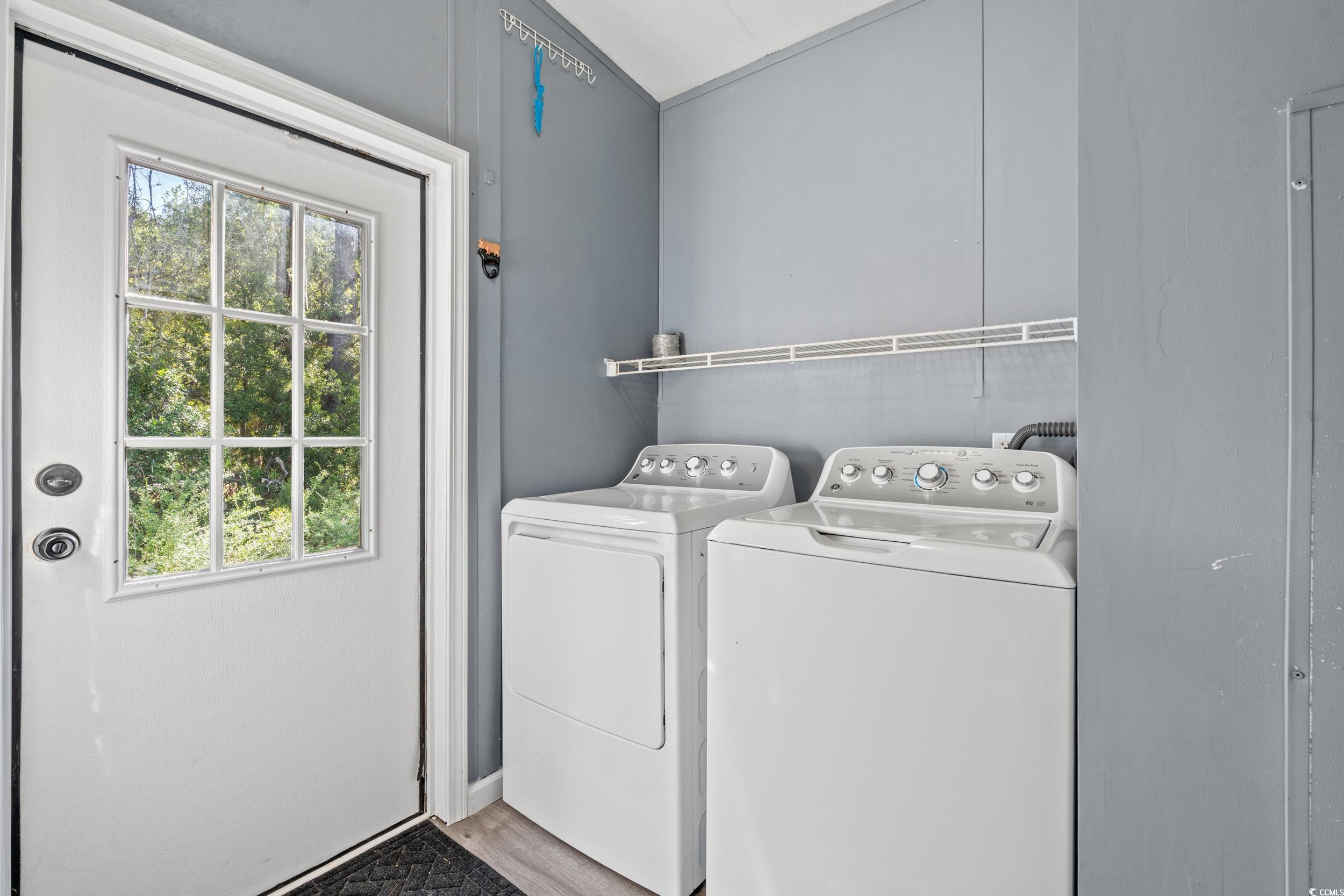 109 Diff Ave. Property Photo 17