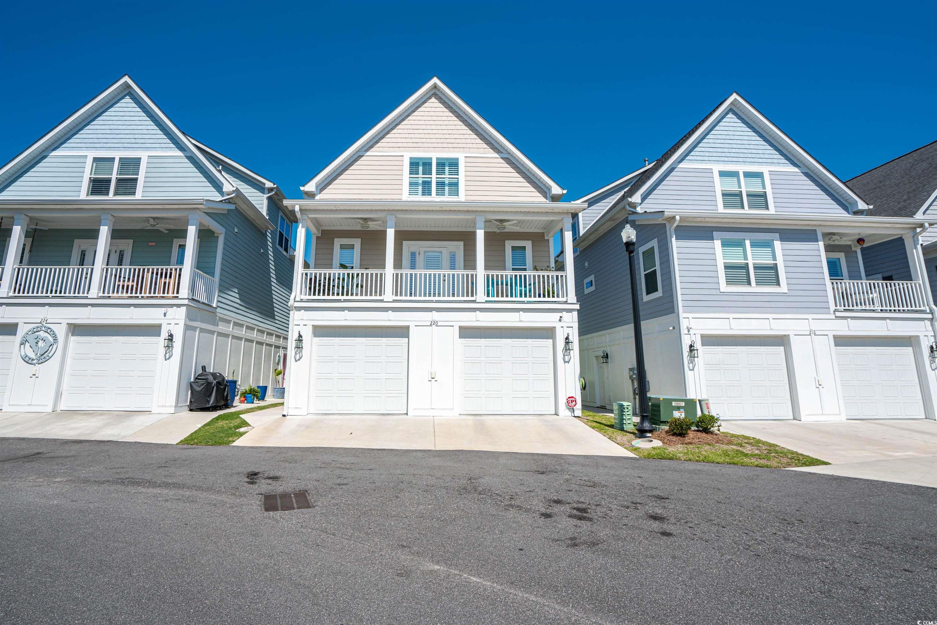 220 Gloucester Way Property Photo