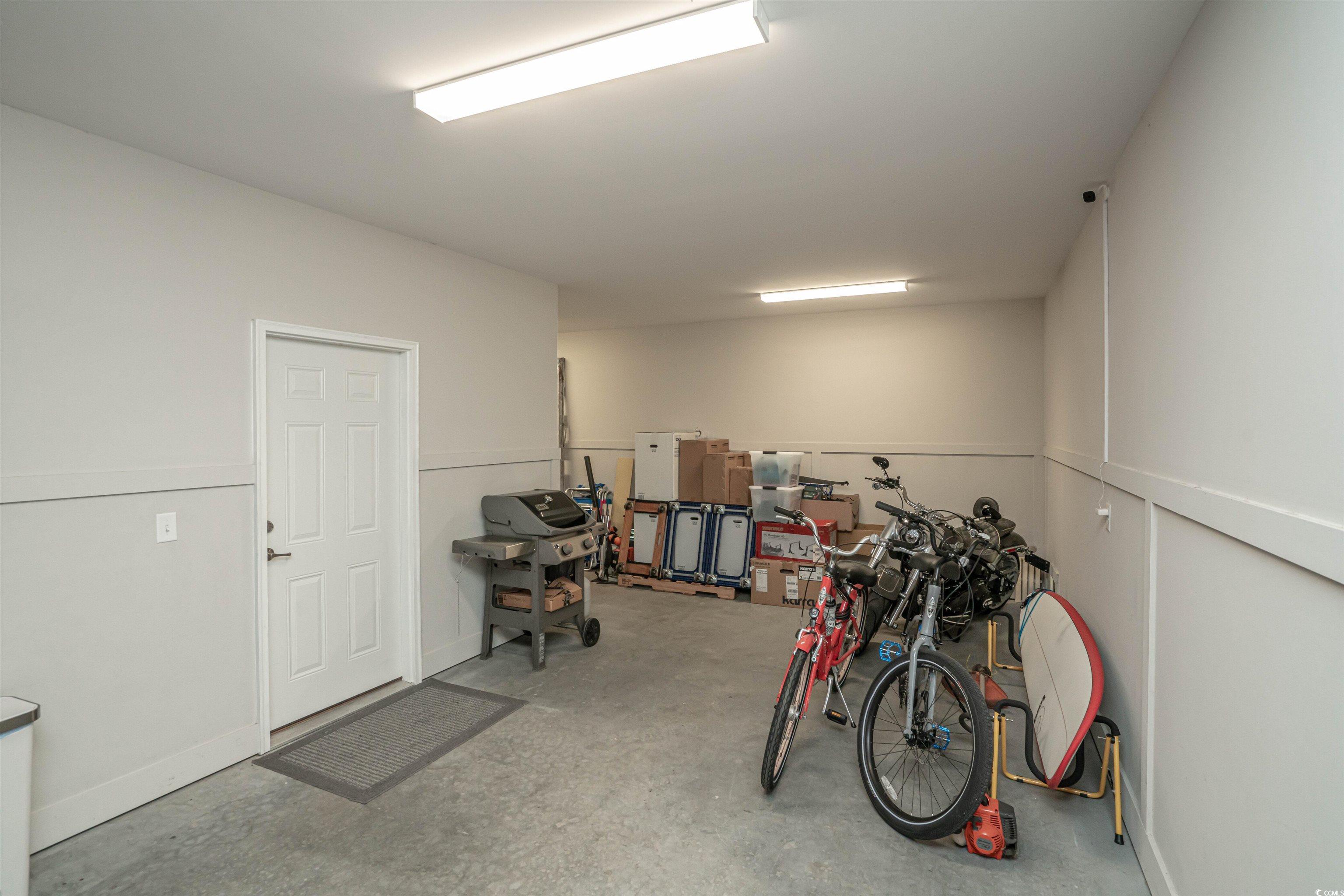 220 Gloucester Way Property Photo 38