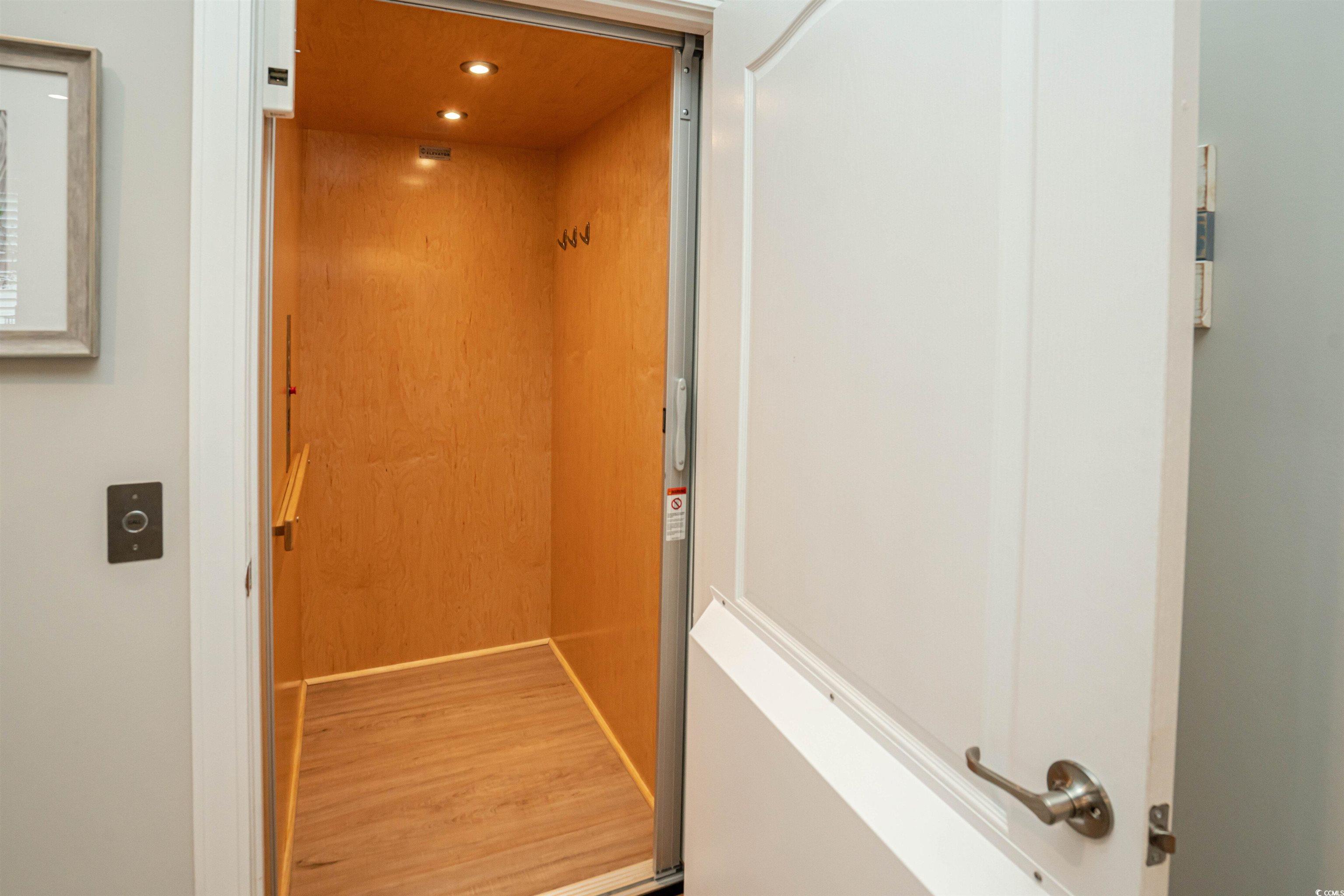 220 Gloucester Way Property Photo 39