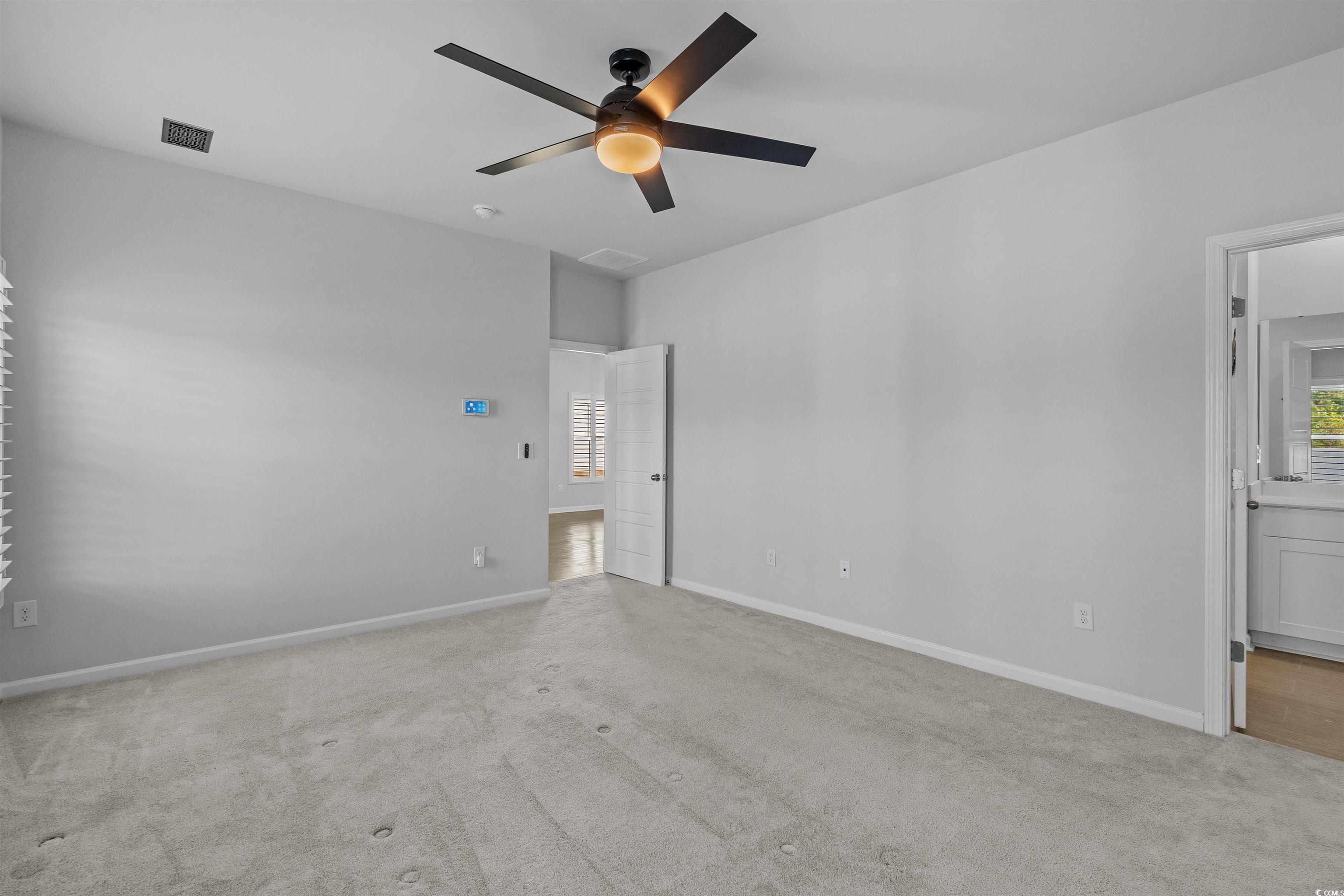 181 Saddle St Property Photo 23
