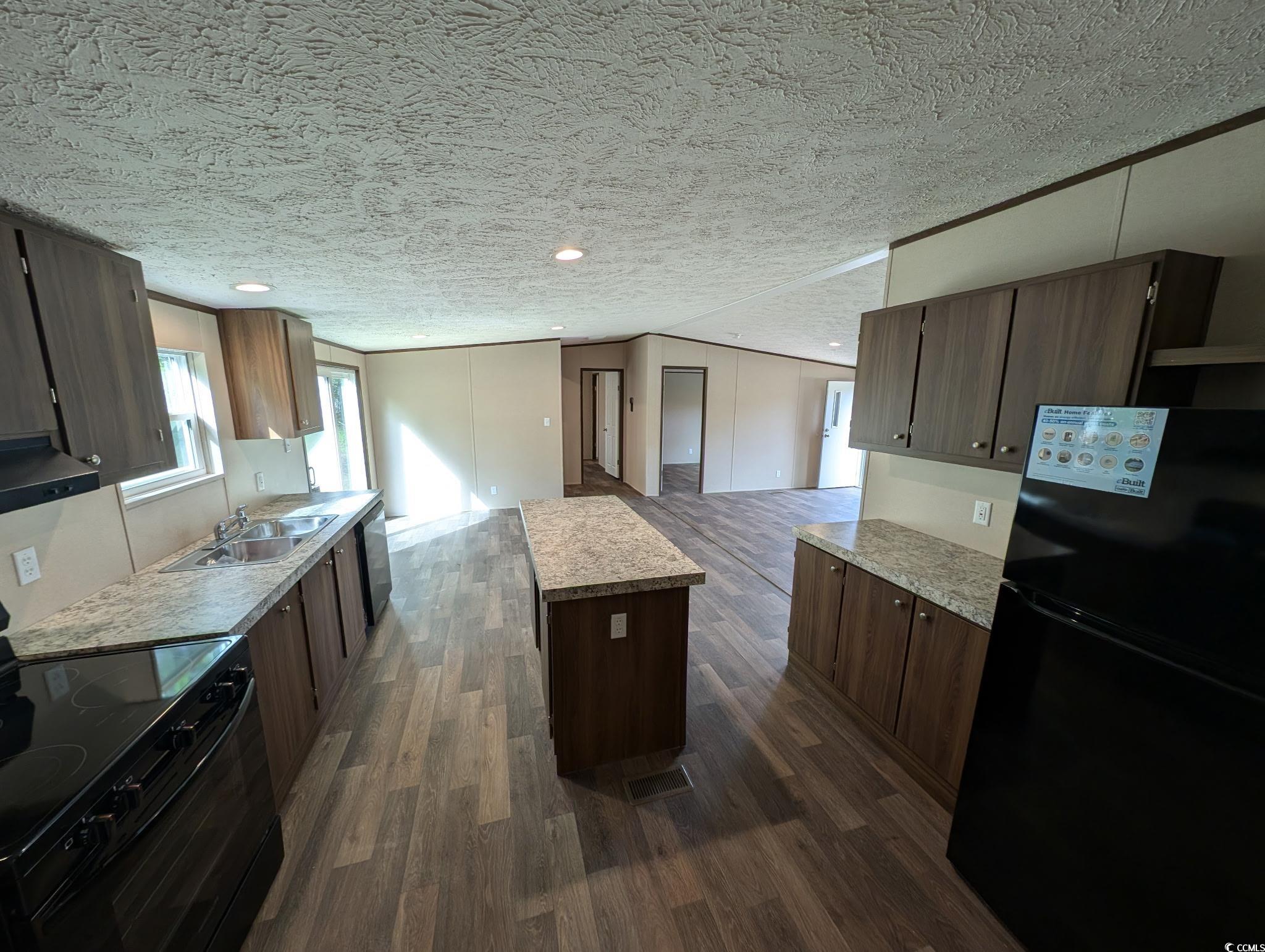 5772 Valley Forge Rd. Property Photo 6