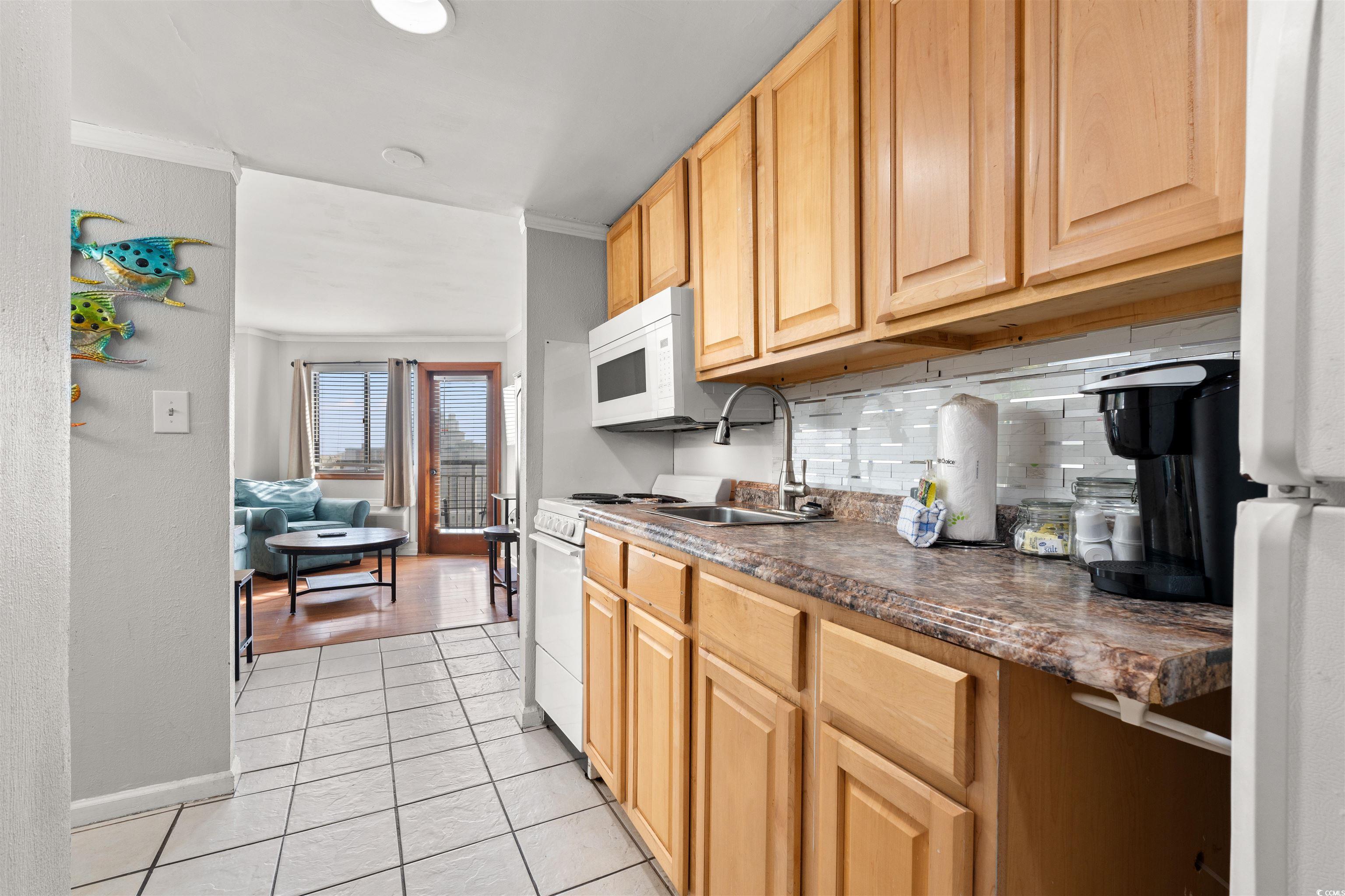 2001 S Ocean Blvd. Property Photo 6