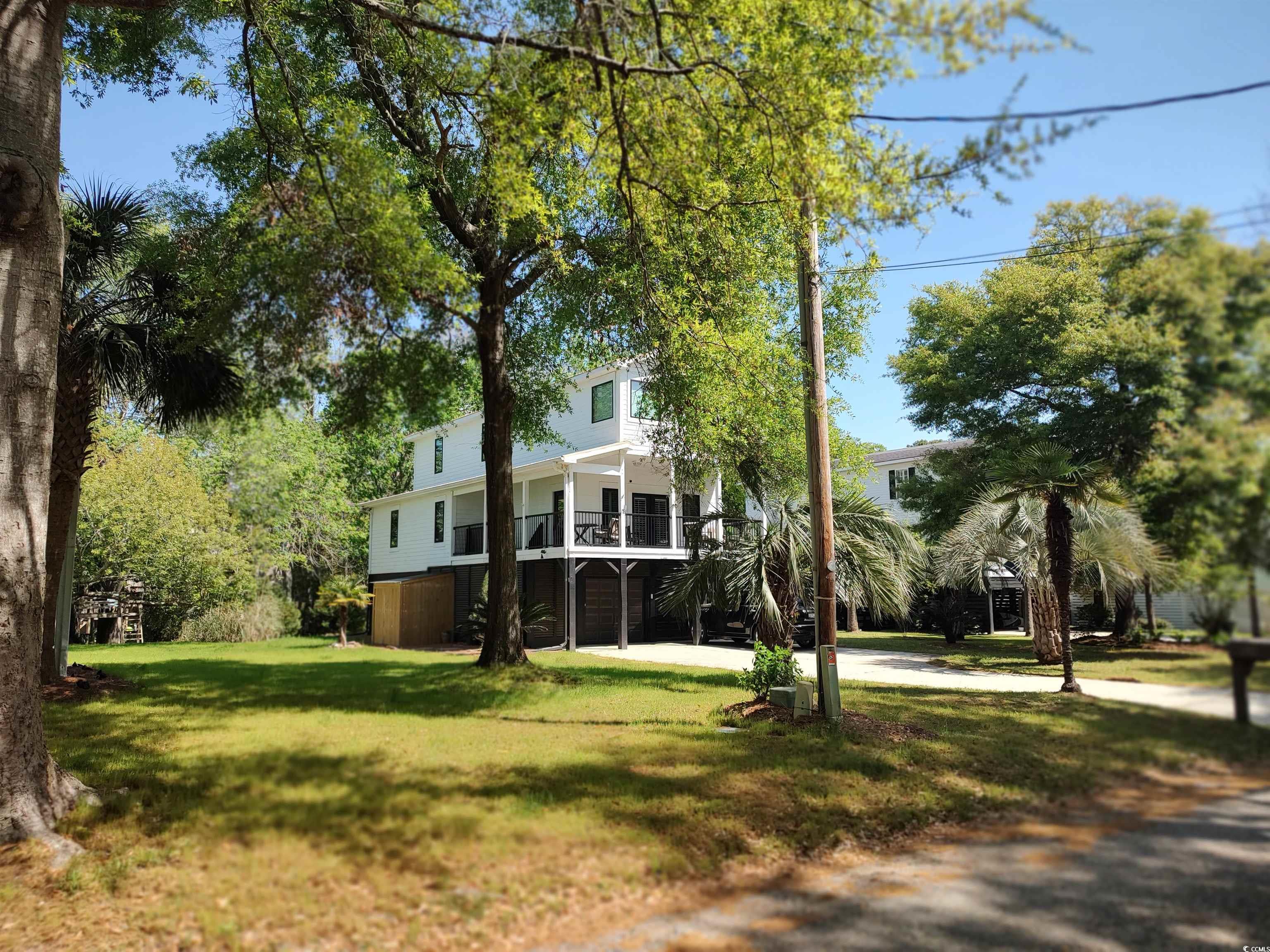69 Sea Level Loop Property Photo