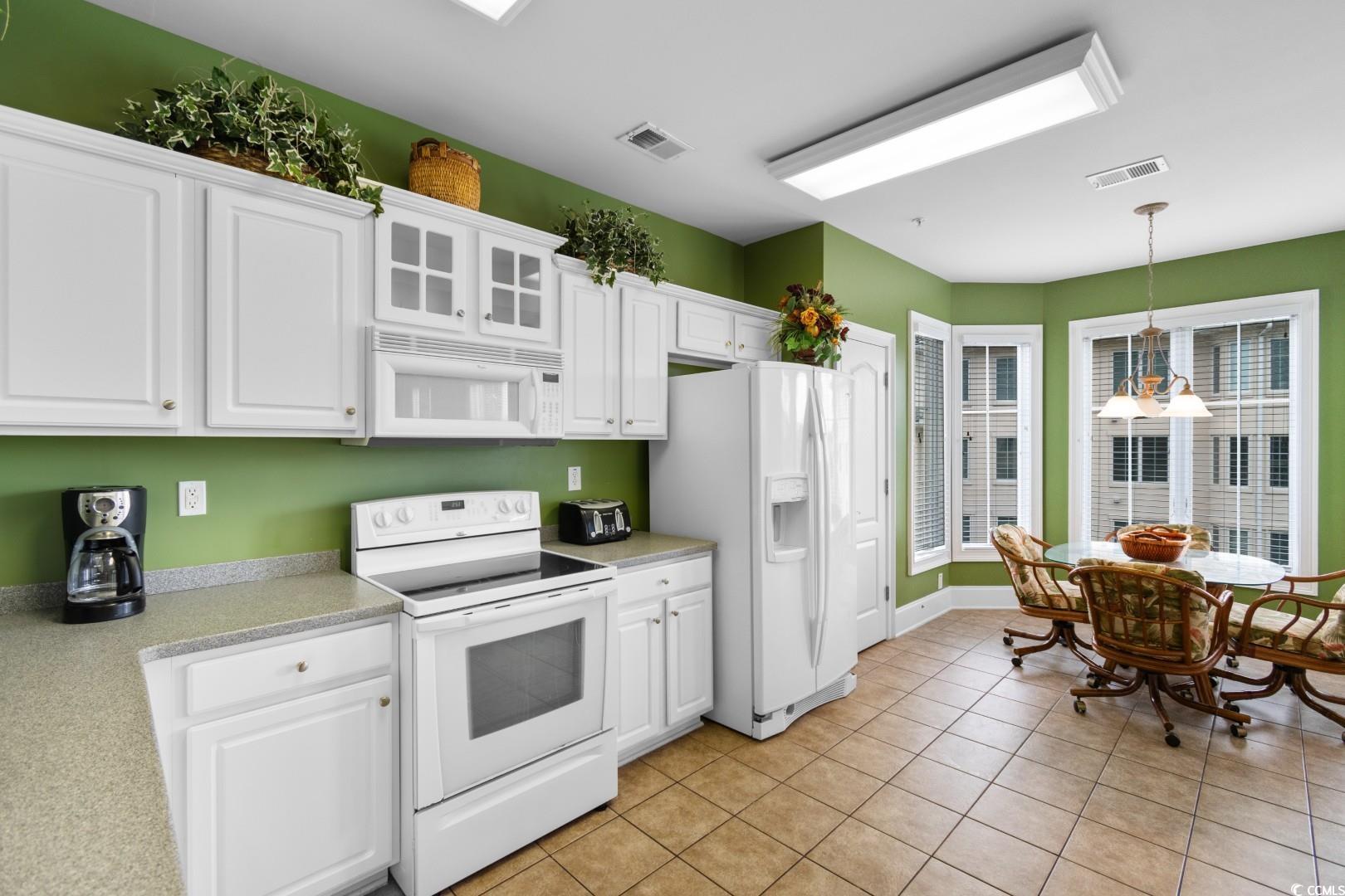 2180 Waterview Dr. Property Photo 6