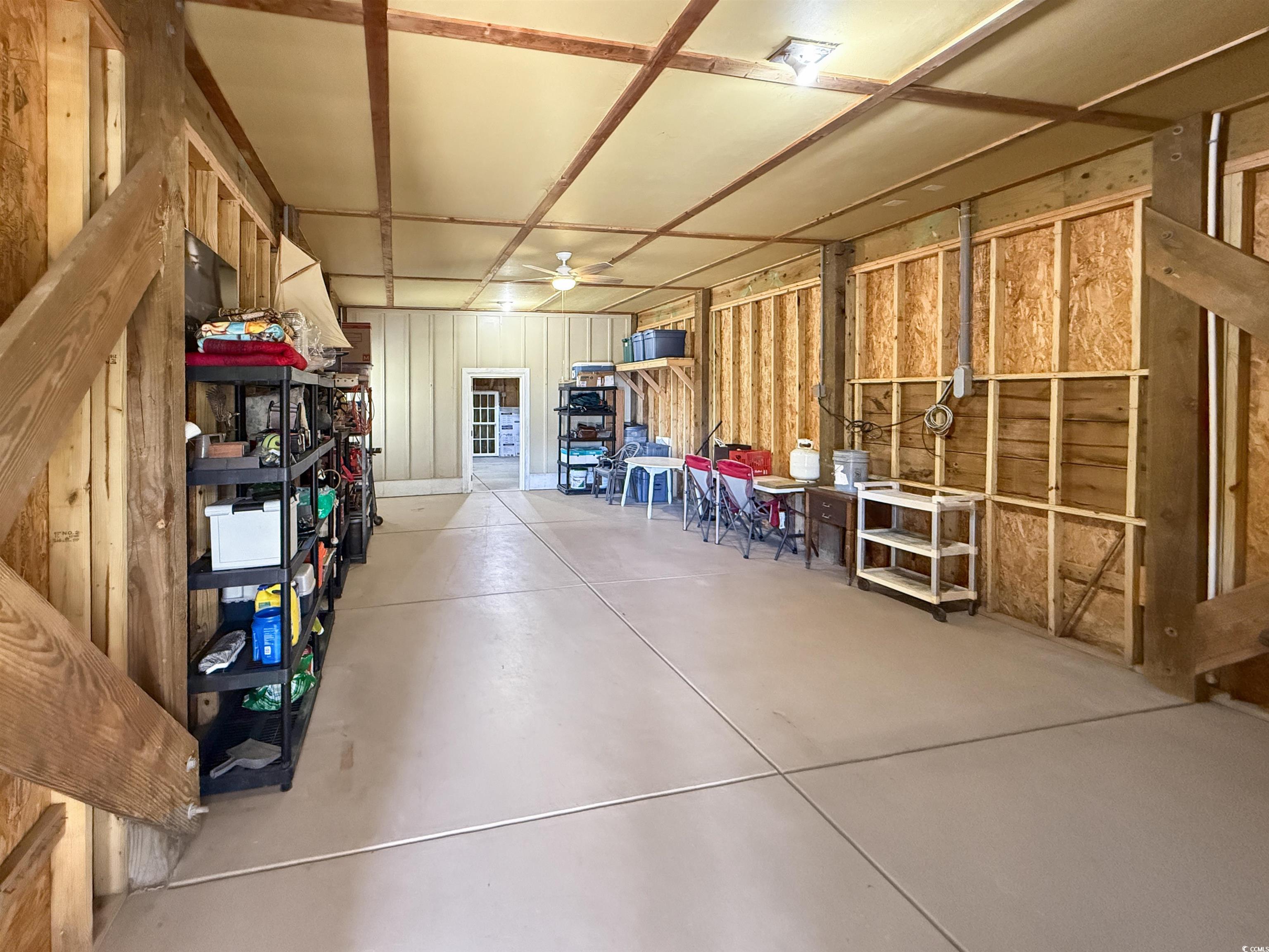 147 Brown Pelican Loop Property Photo 4