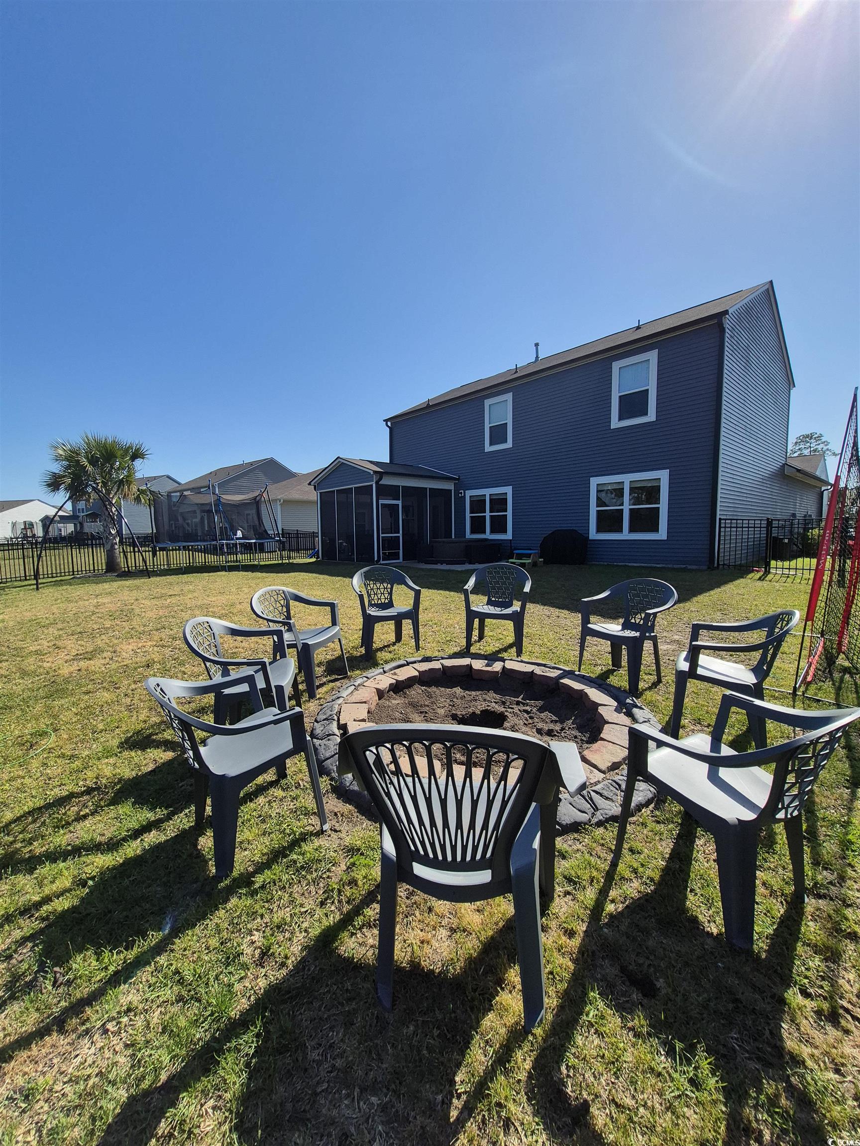 897 Wild Leaf Loop Property Photo 29