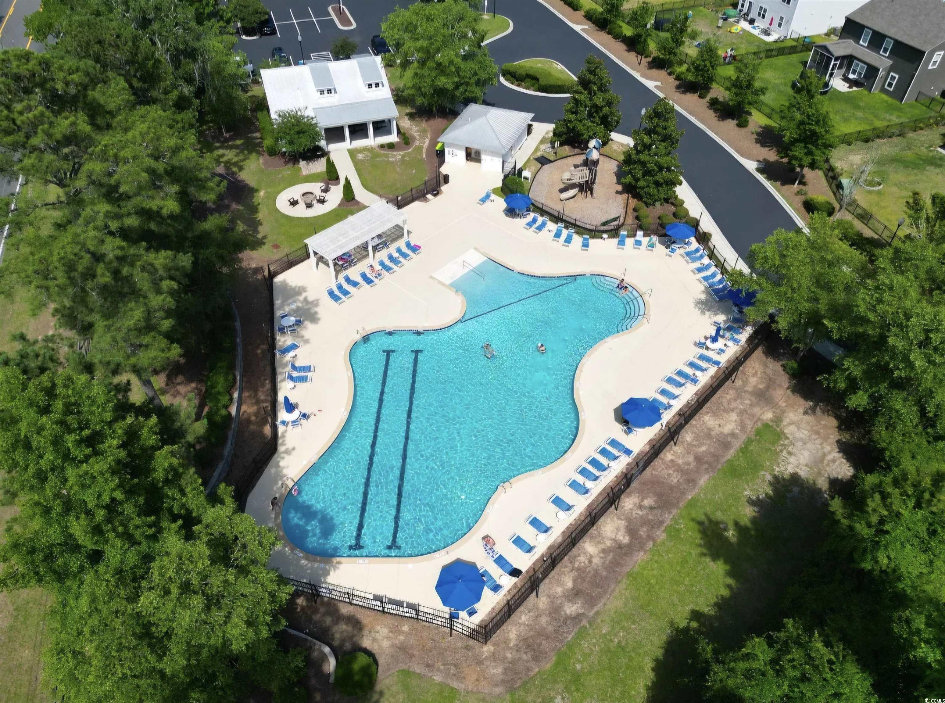 897 Wild Leaf Loop Property Photo 32