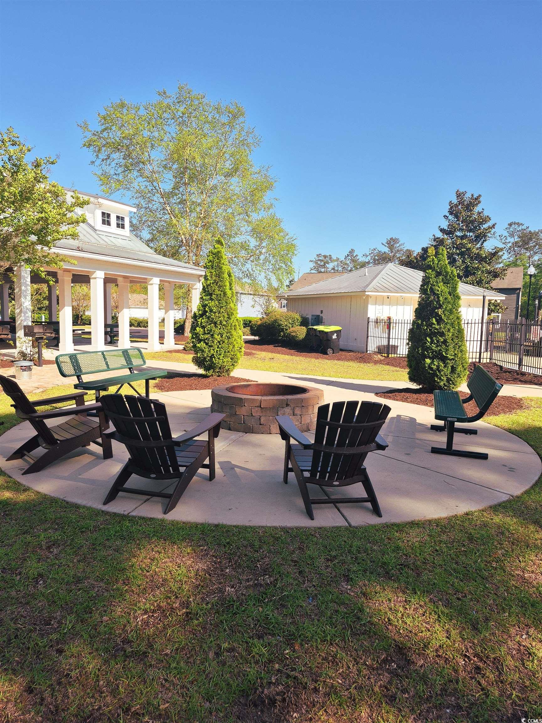 897 Wild Leaf Loop Property Photo 36